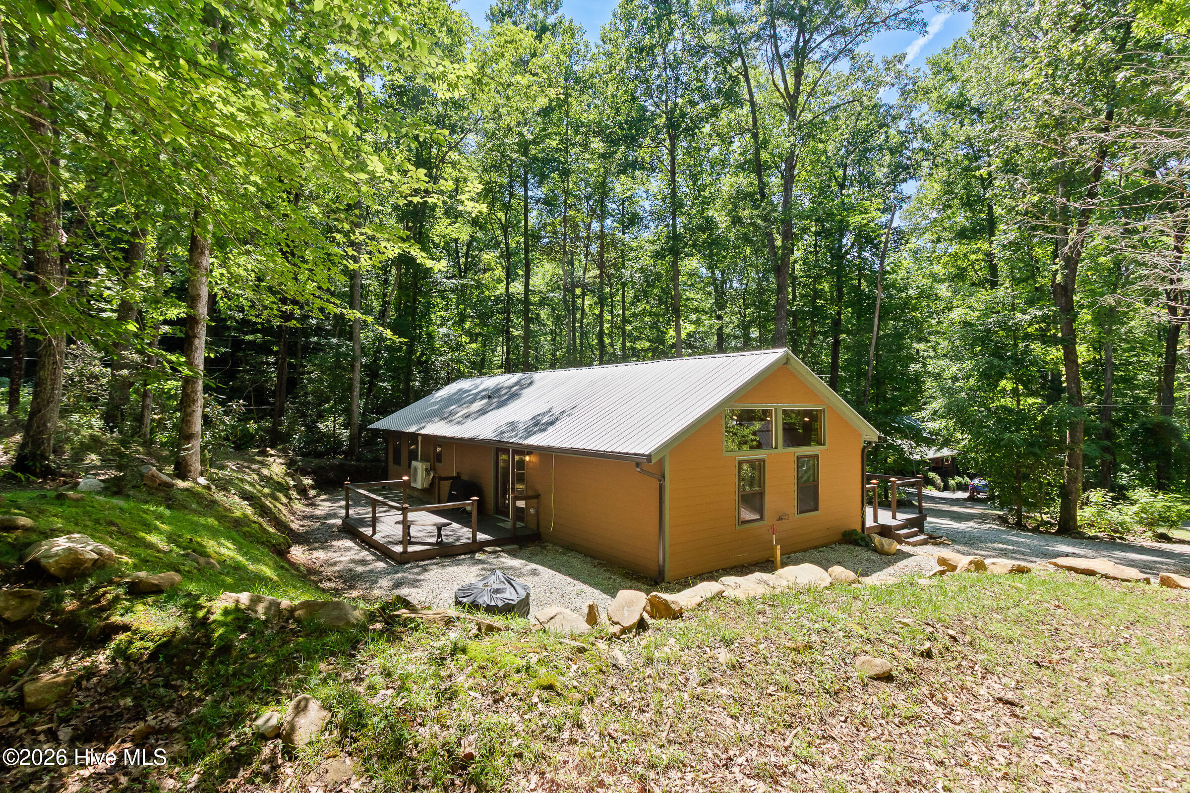 2052 Granny Squirrel Drive Property Photo 66