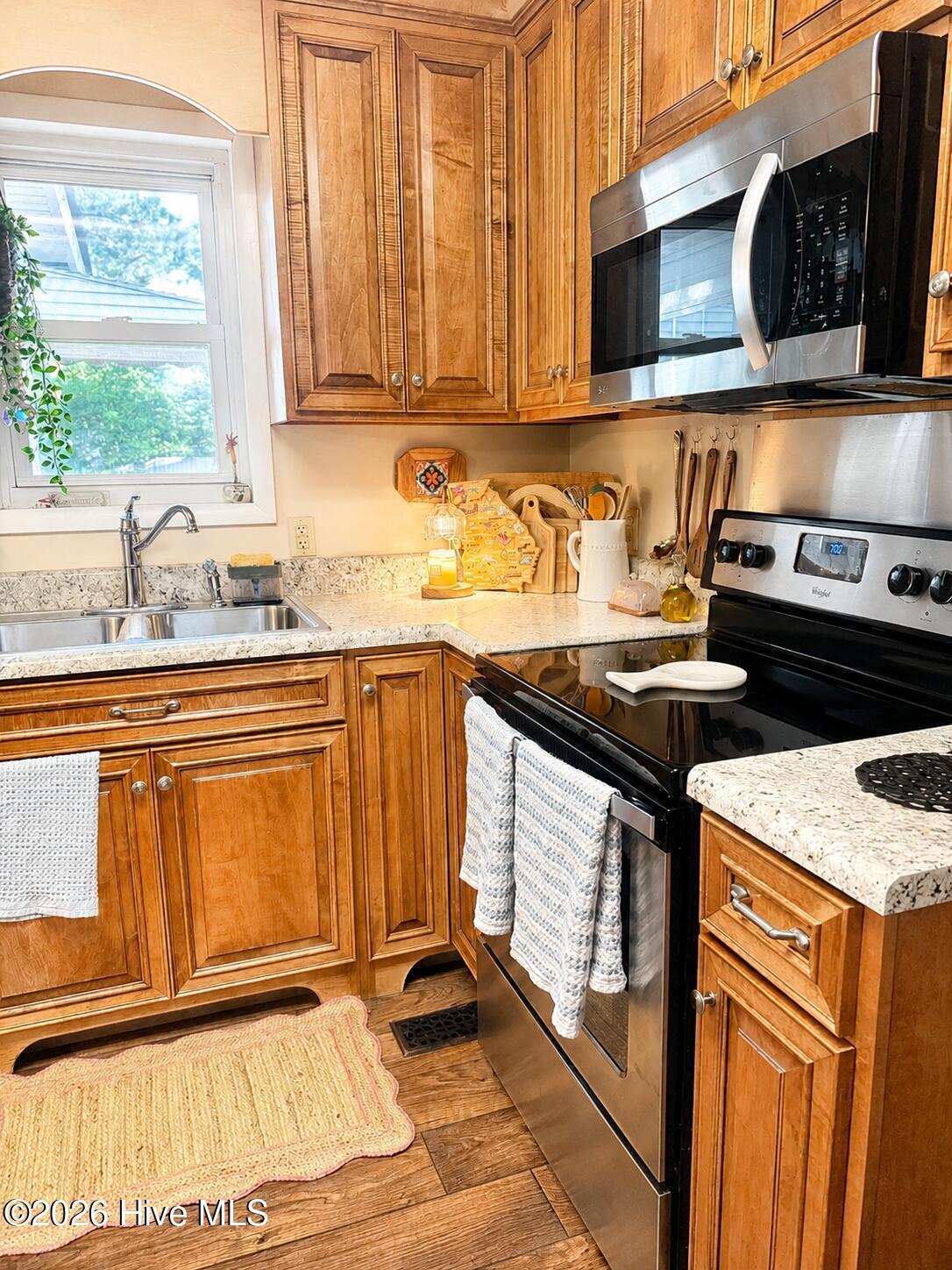 3512 Stardust Drive Property Photo 11