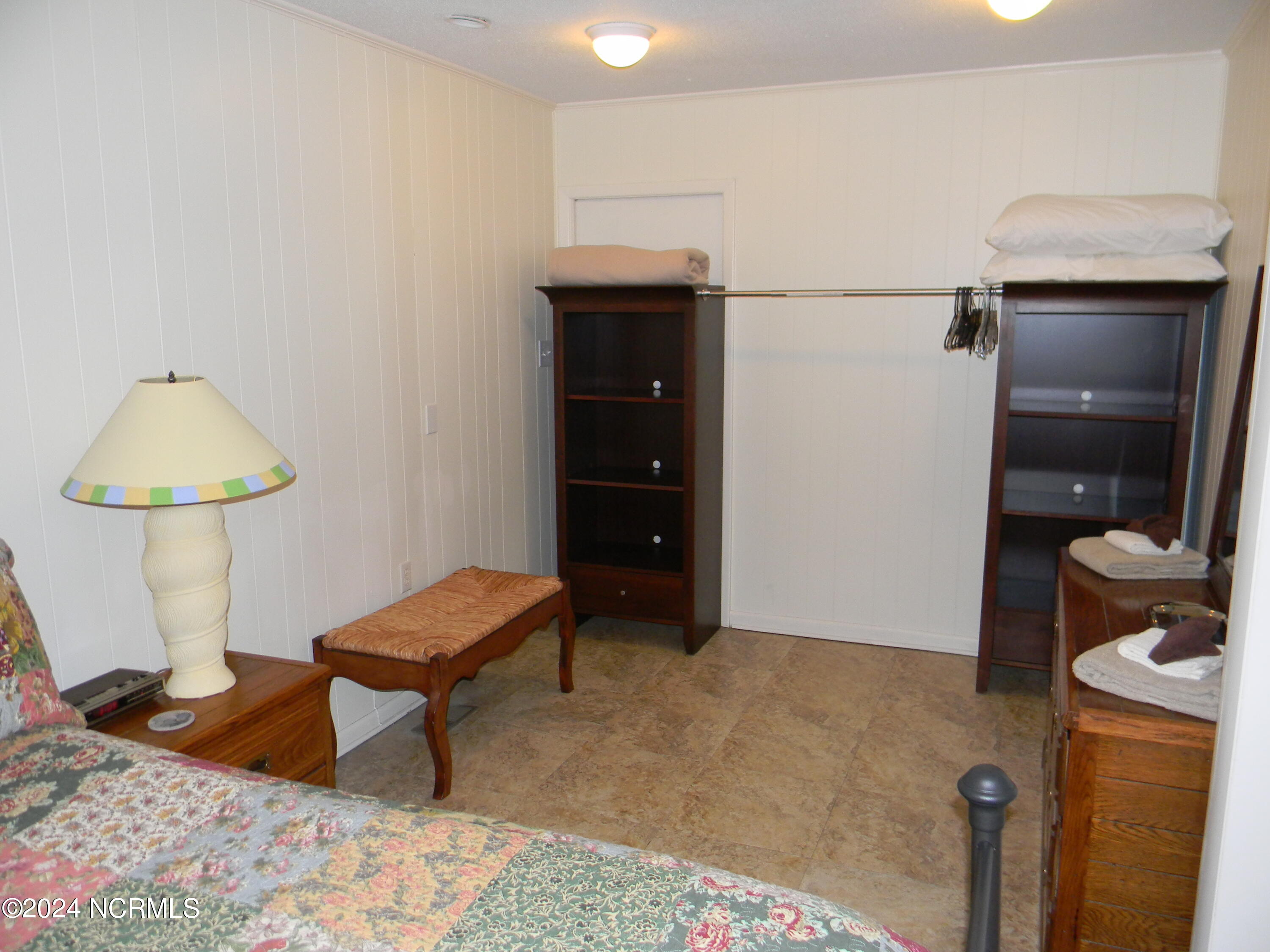 323 Front Street Property Photo 6