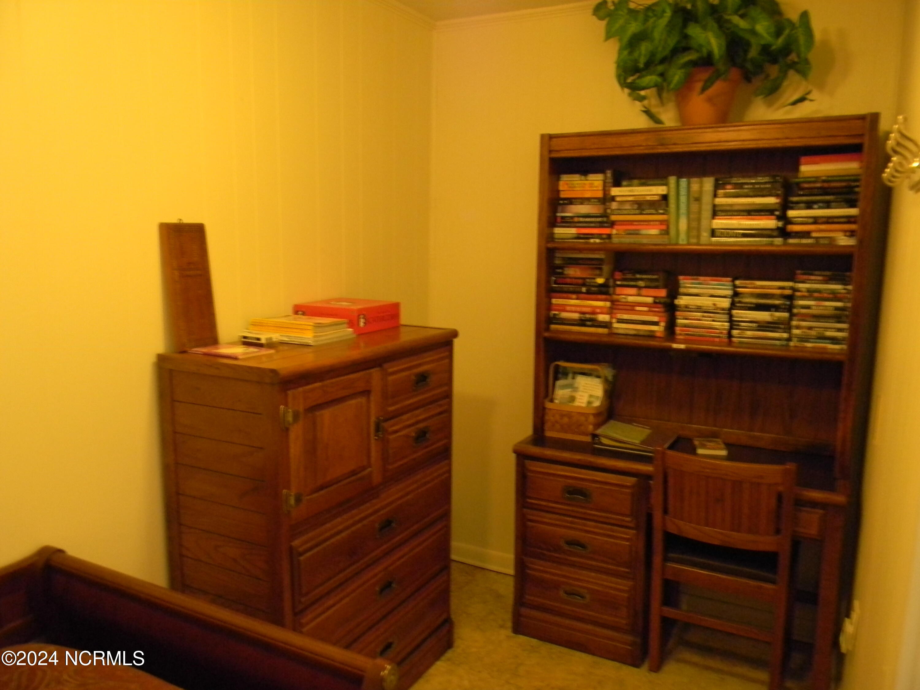 323 Front Street Property Photo 12