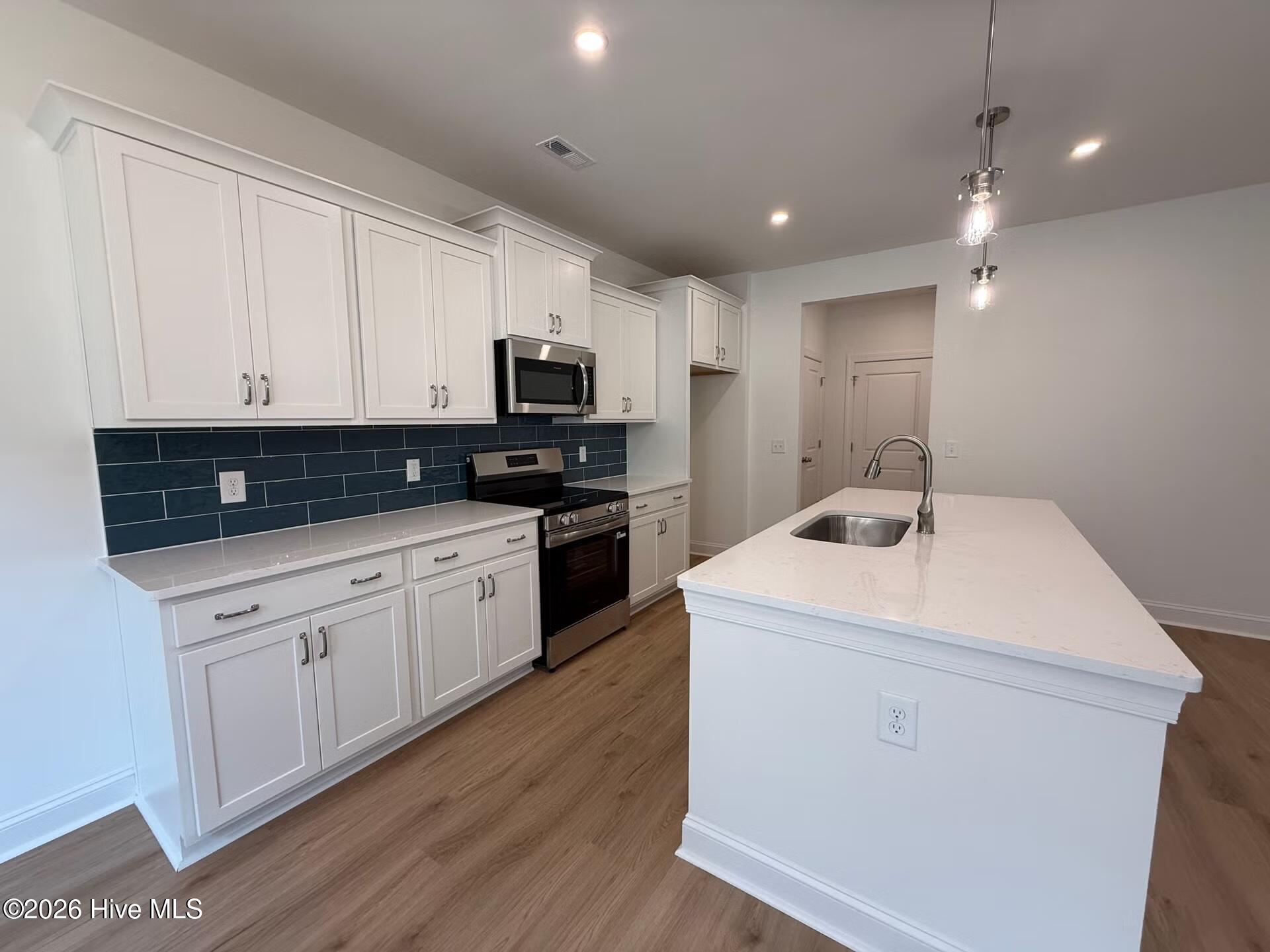 101 Carver Street 19 Property Photo 3