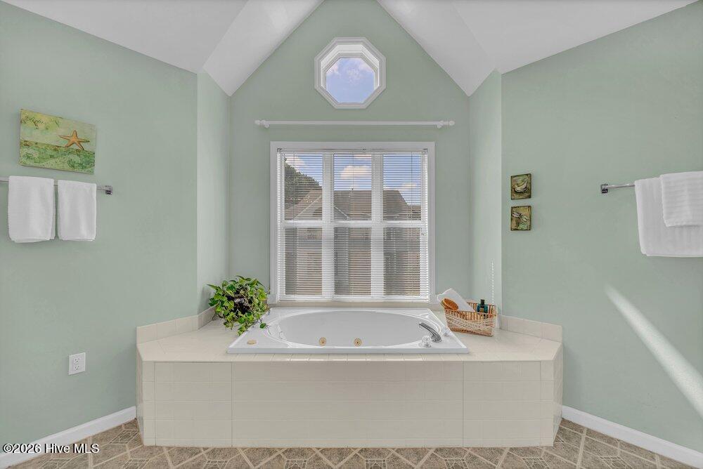 4103 Breezewood Drive Apt 204 Property Photo 17