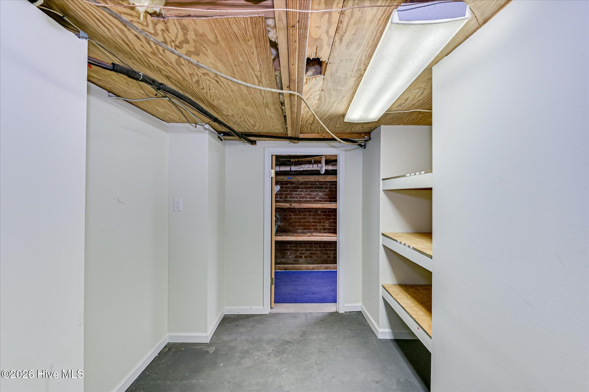 2719 Hillcrest Avenue Property Photo 46