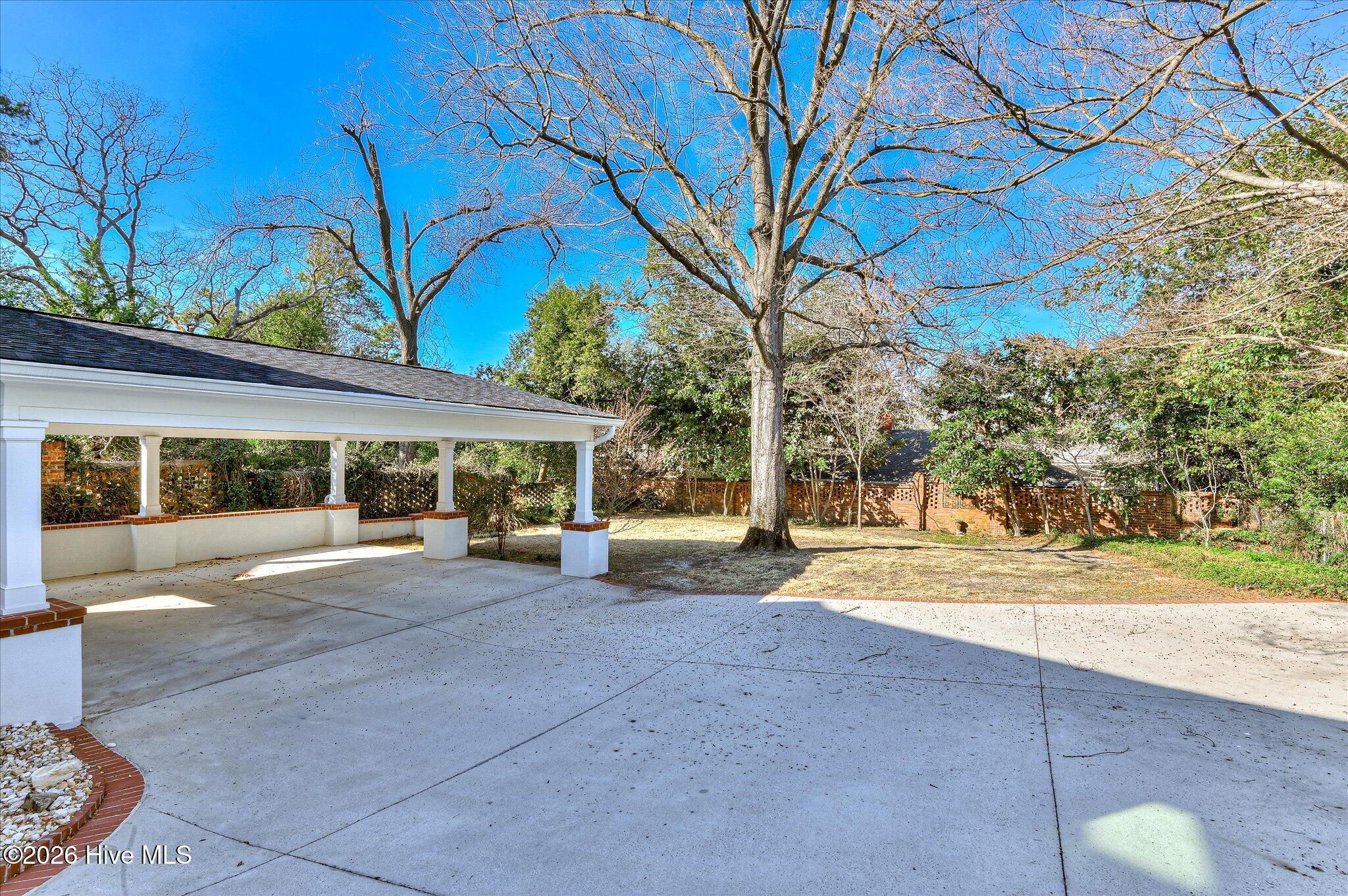 2719 Hillcrest Avenue Property Photo 48