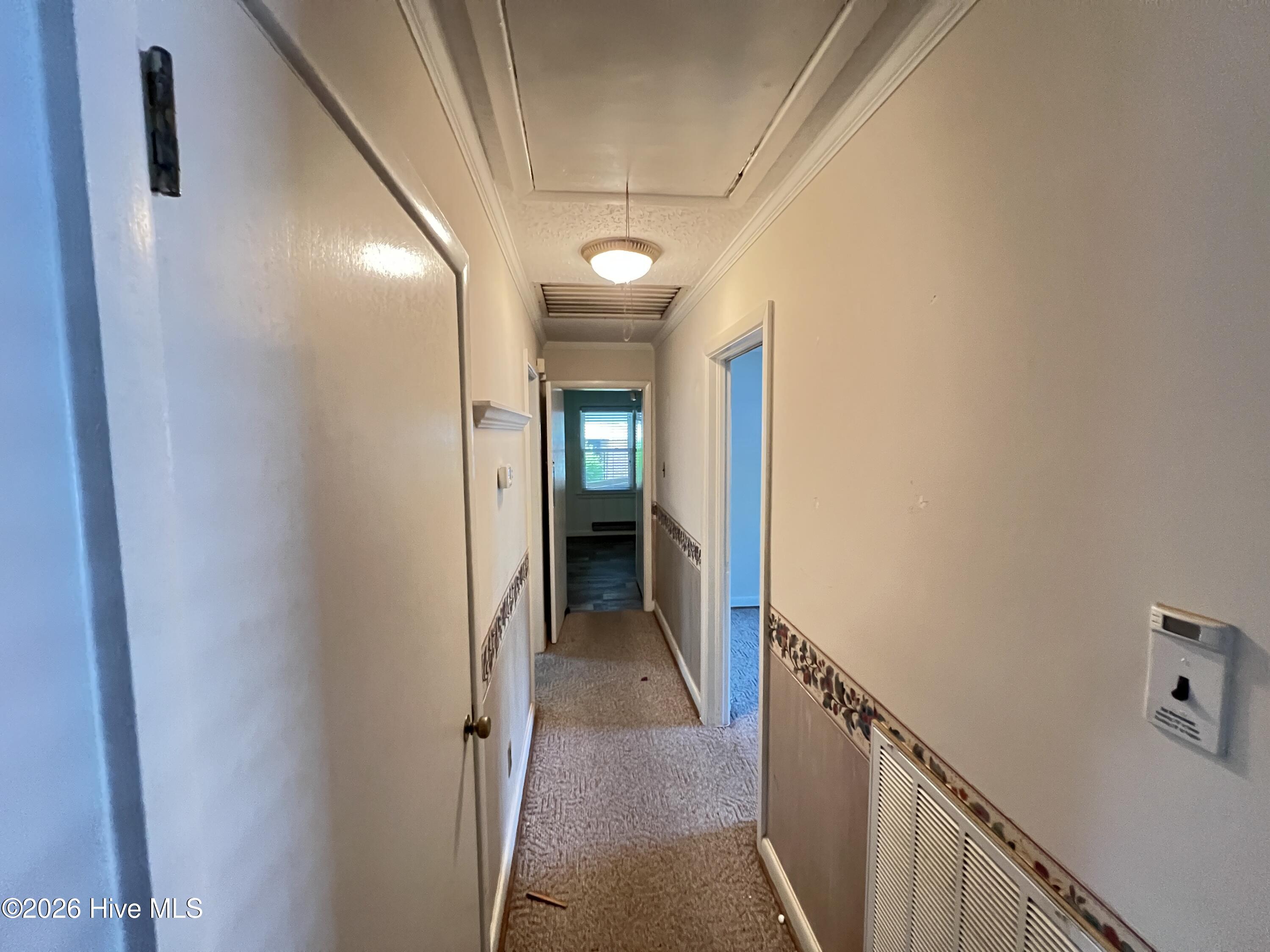 1003 S Best Street Property Photo 17