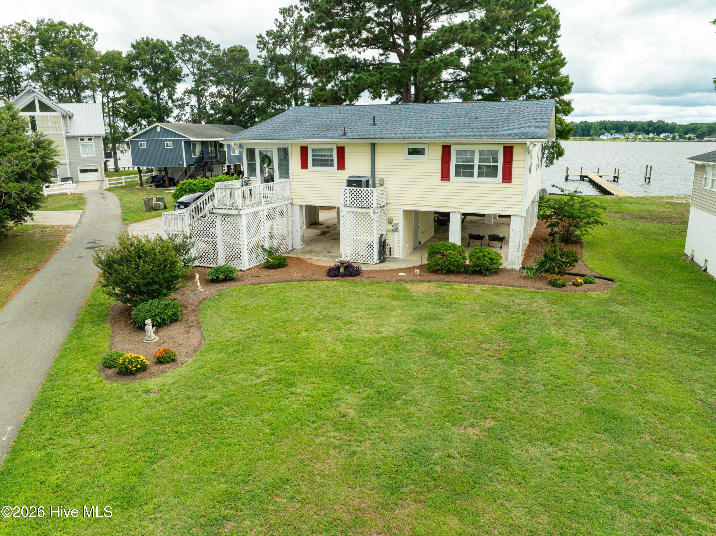 22 Oak Point Road Property Photo 3
