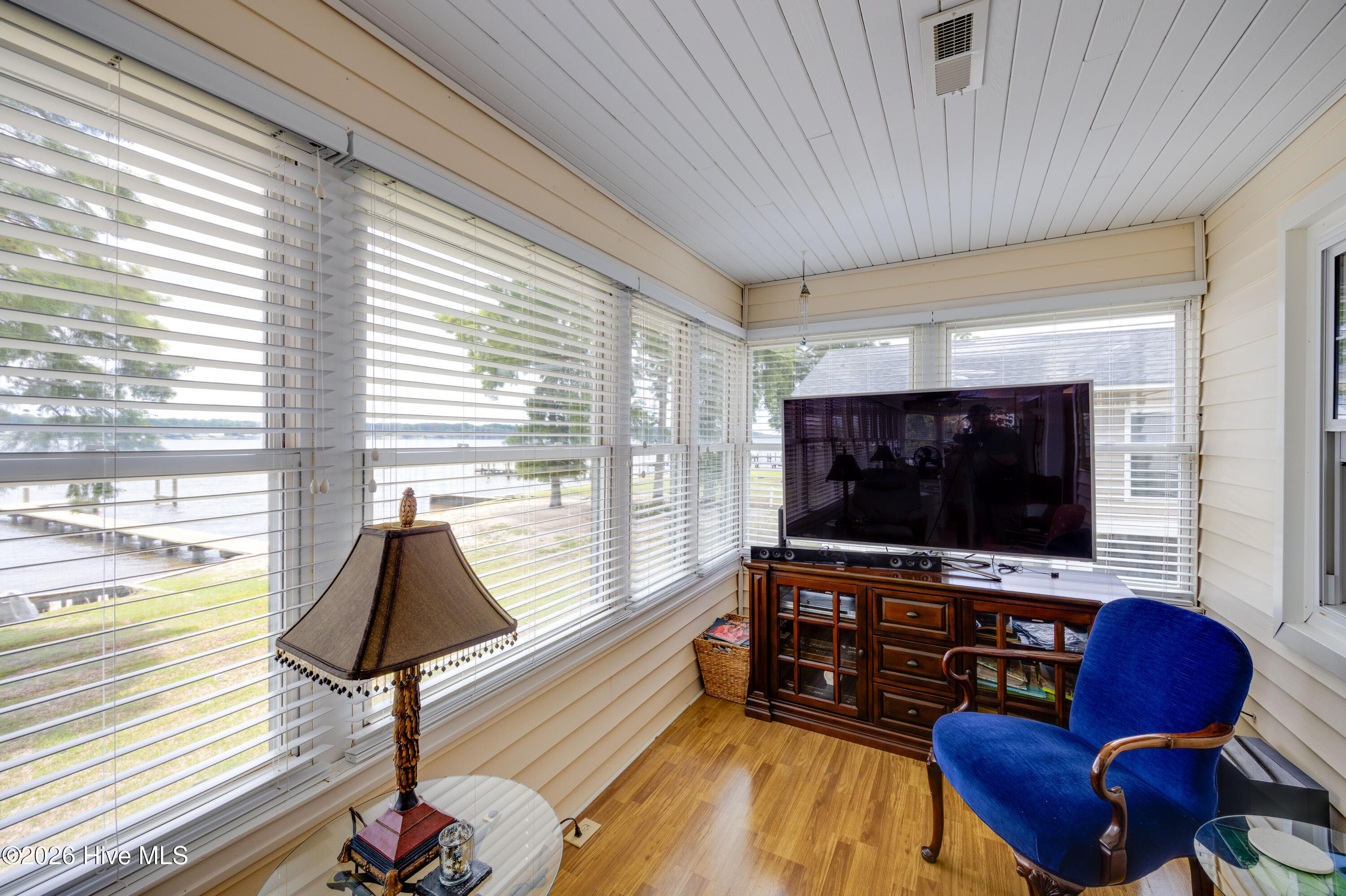 22 Oak Point Road Property Photo 15