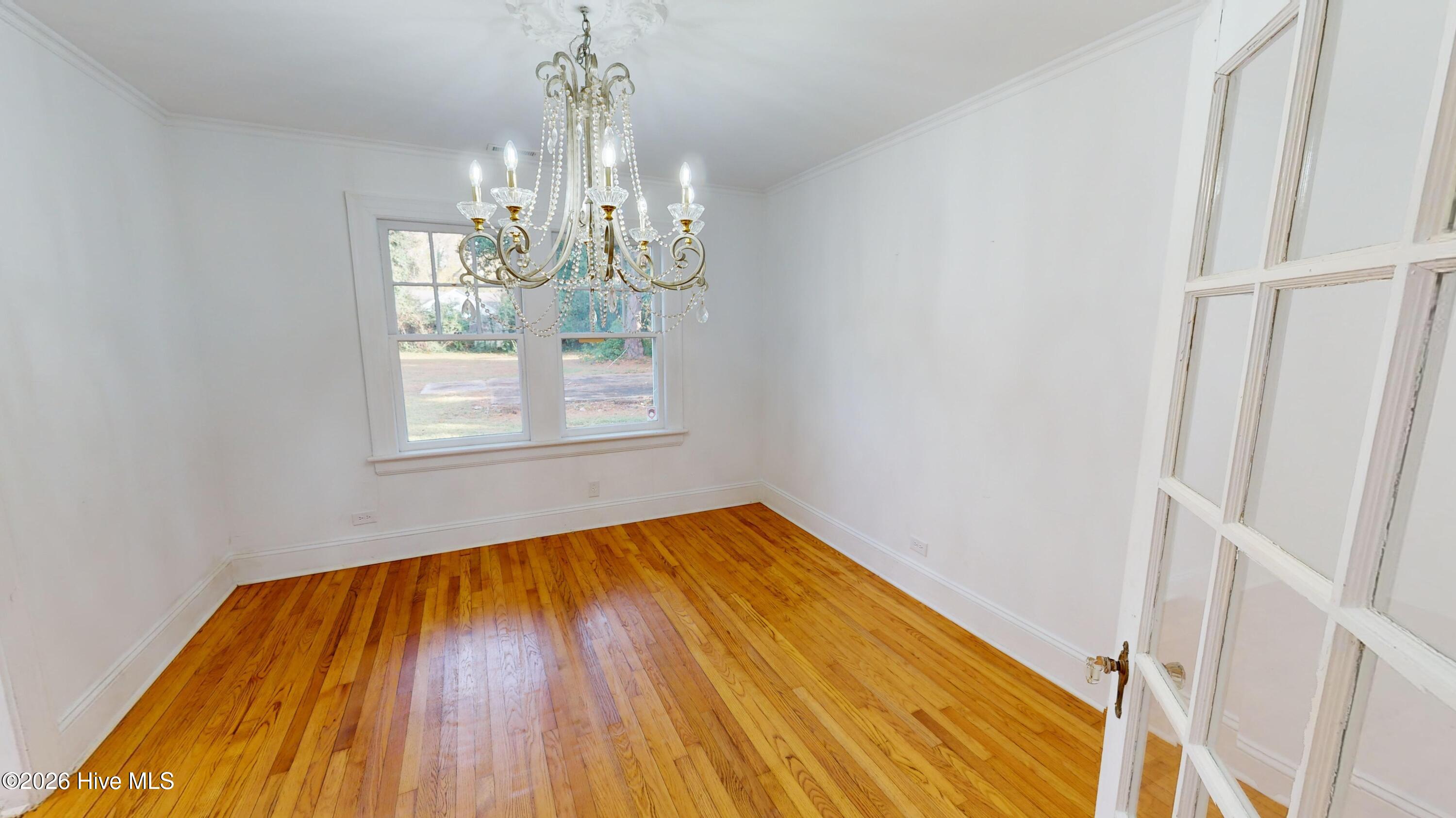 608 N Jackson Street Property Photo 8