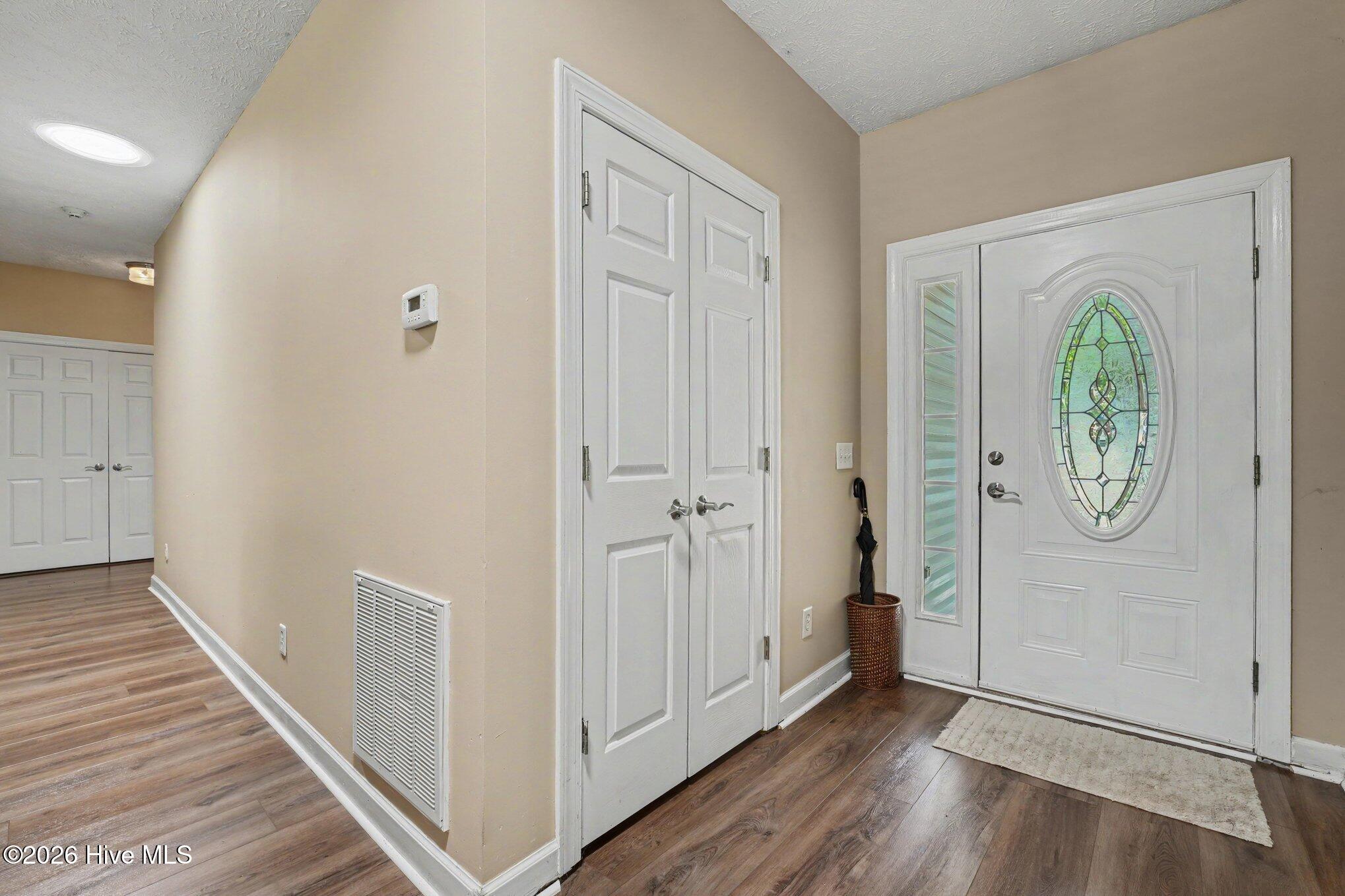 107 Michael Lane Property Photo 4