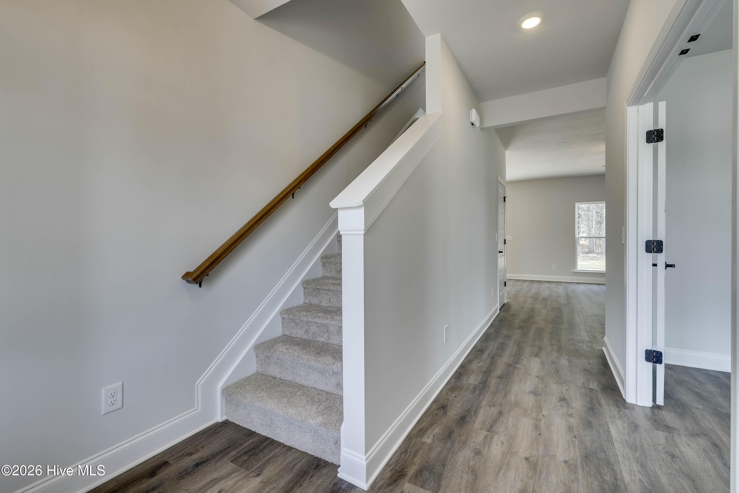 725 Sweetgrass Circle Property Photo 7