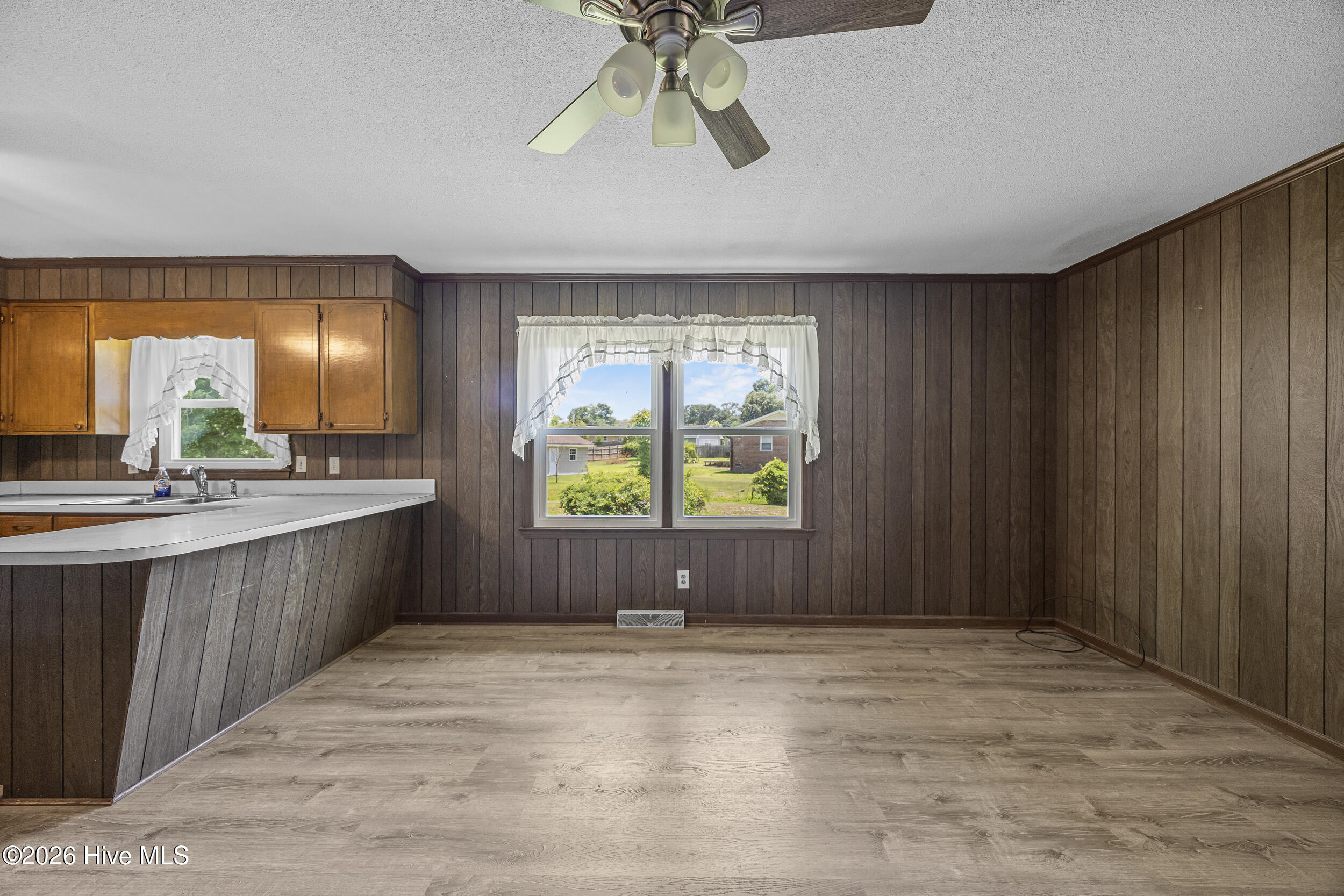 320 Ilex Drive Property Photo 12