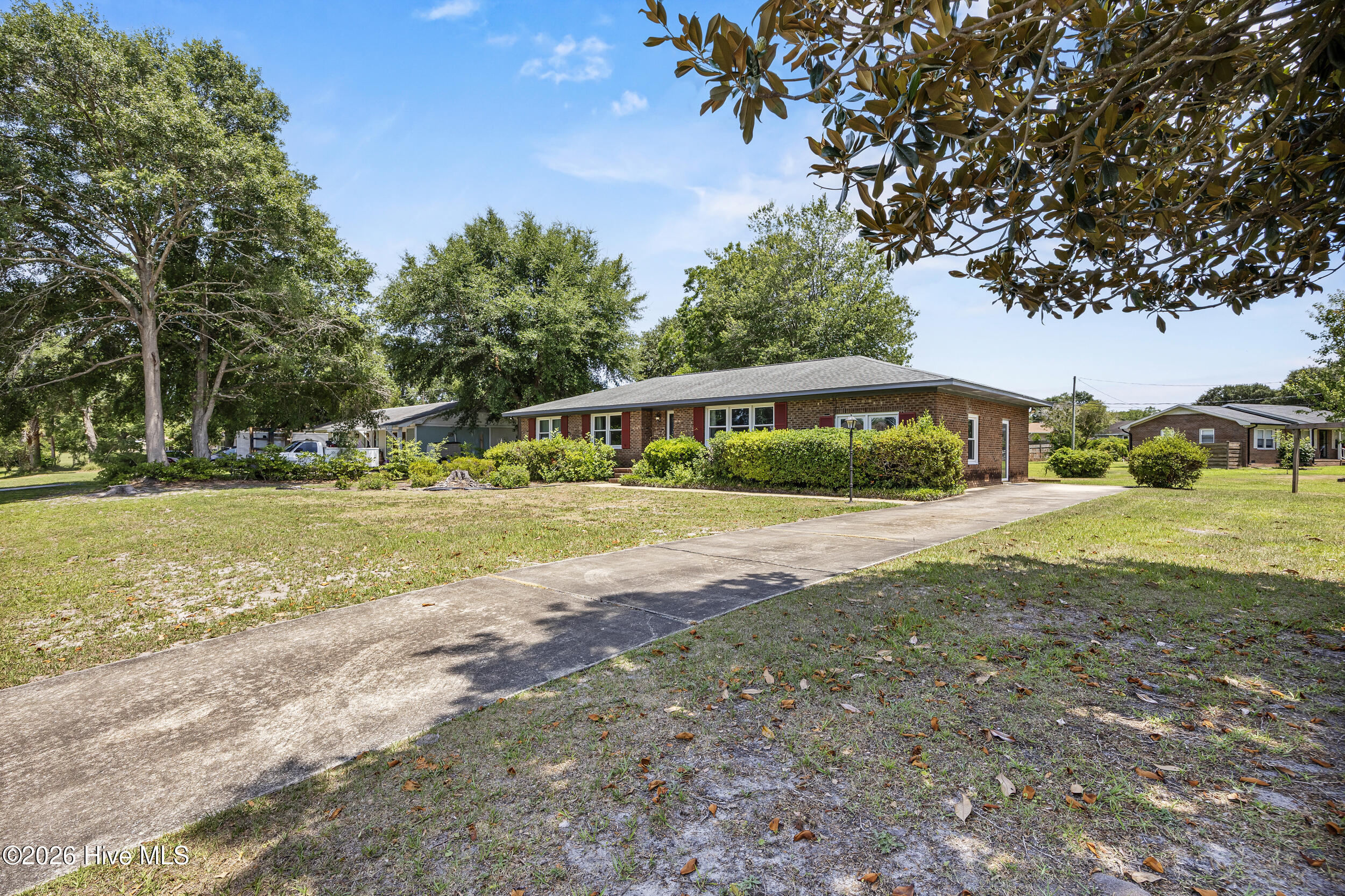 320 Ilex Drive Property Photo 39