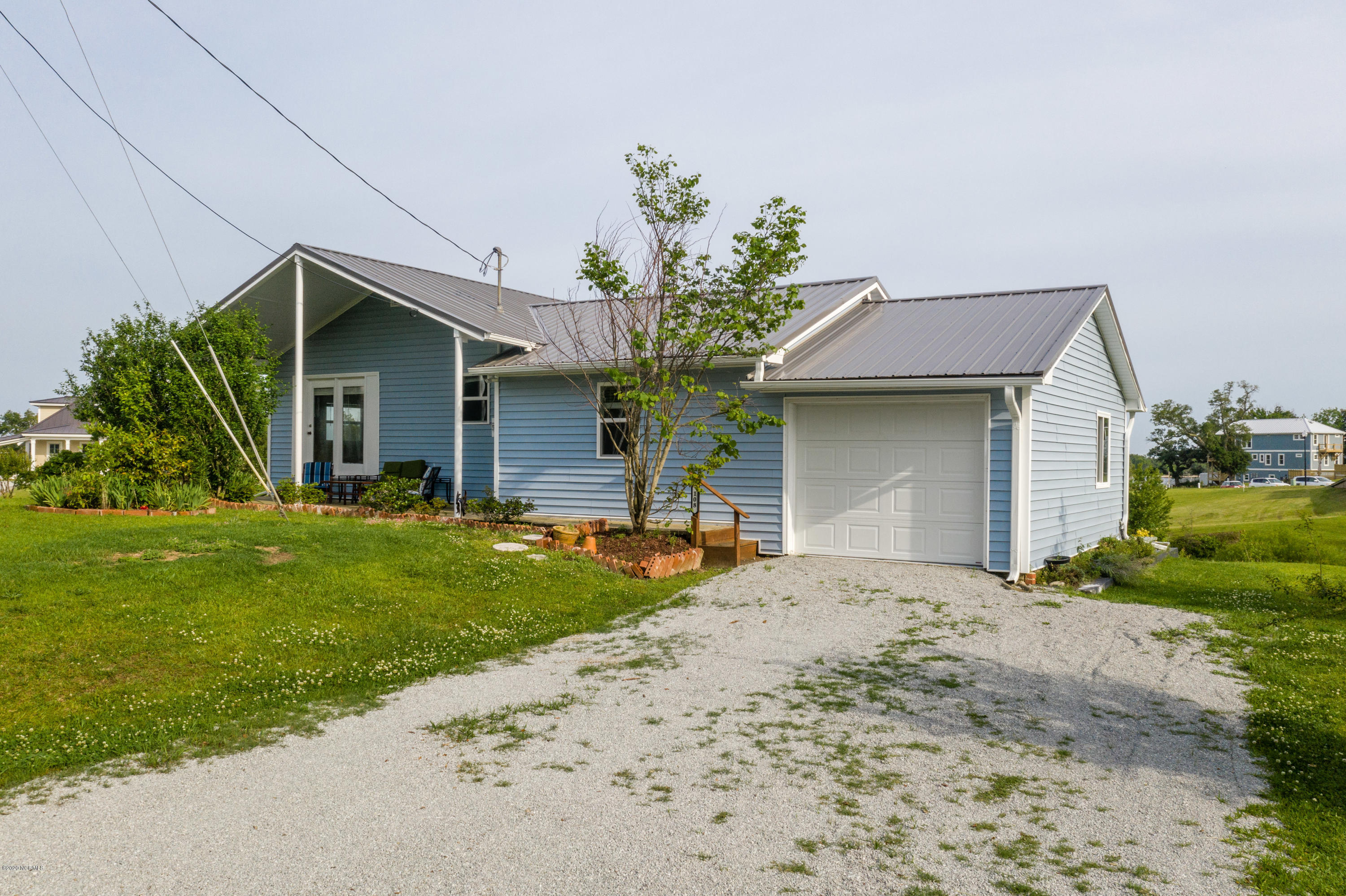 108 Hawkins Creek Lane Property Photo 1
