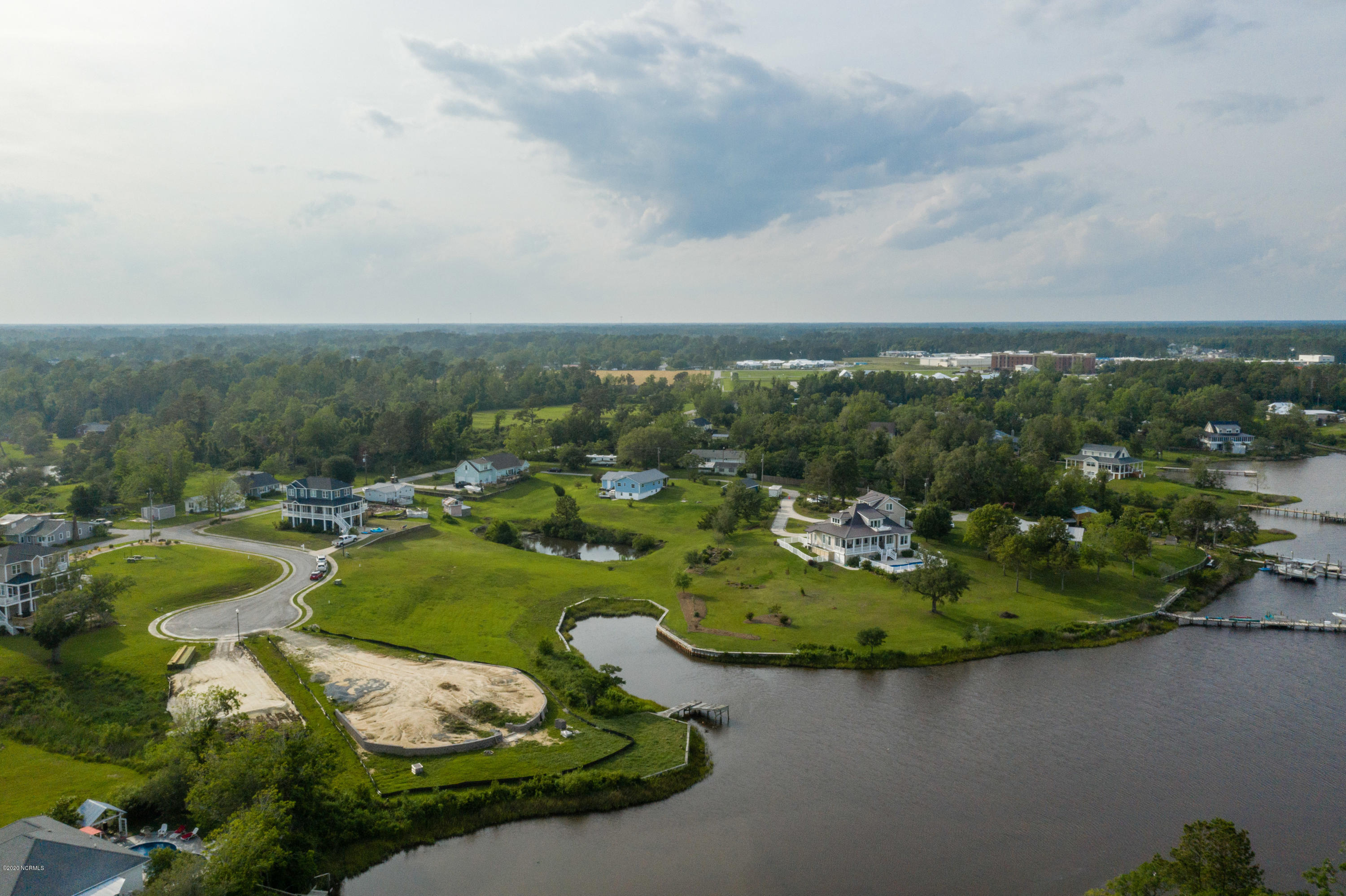 108 Hawkins Creek Lane Property Photo 15
