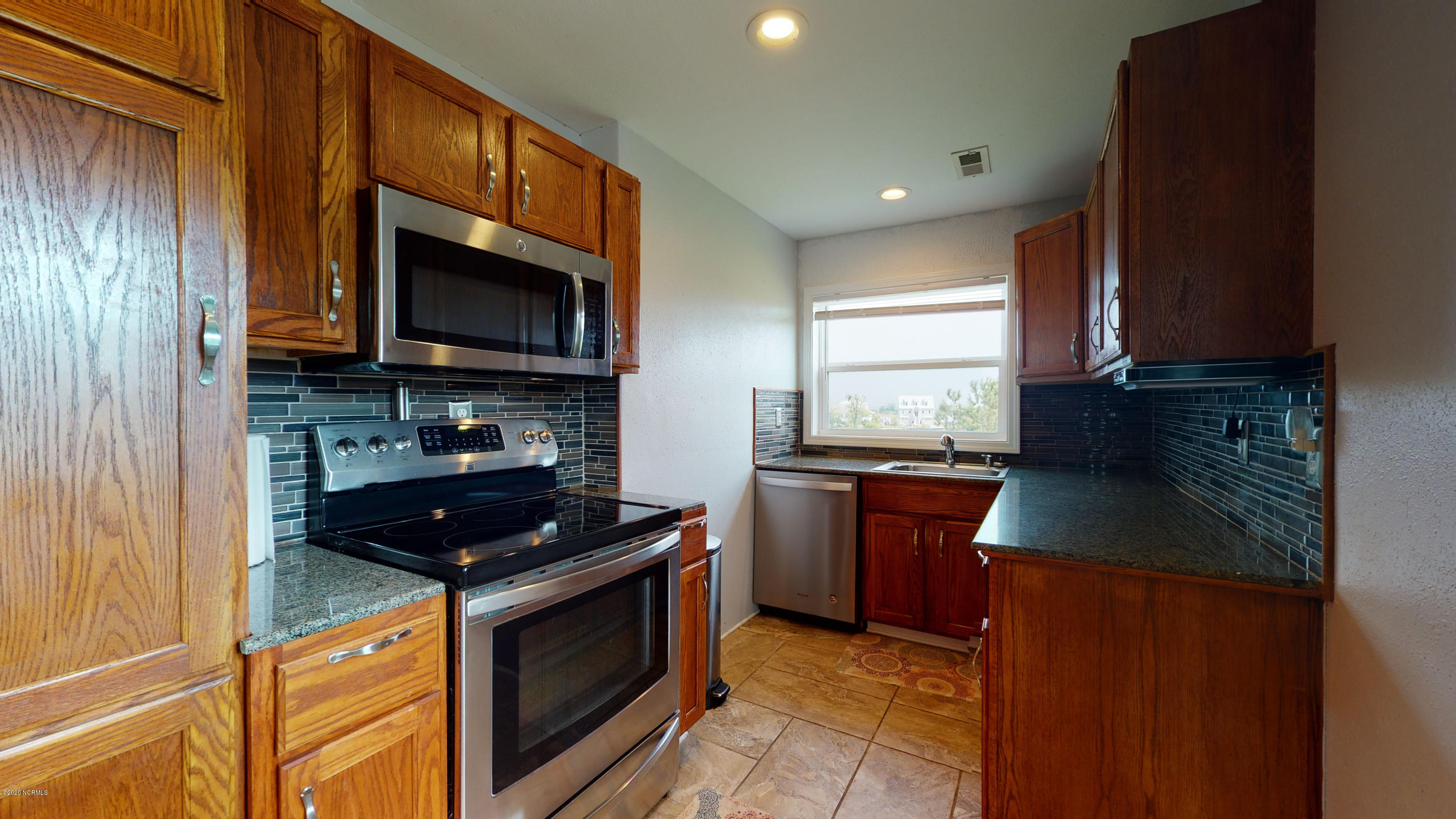 108 Hawkins Creek Lane Property Photo 21