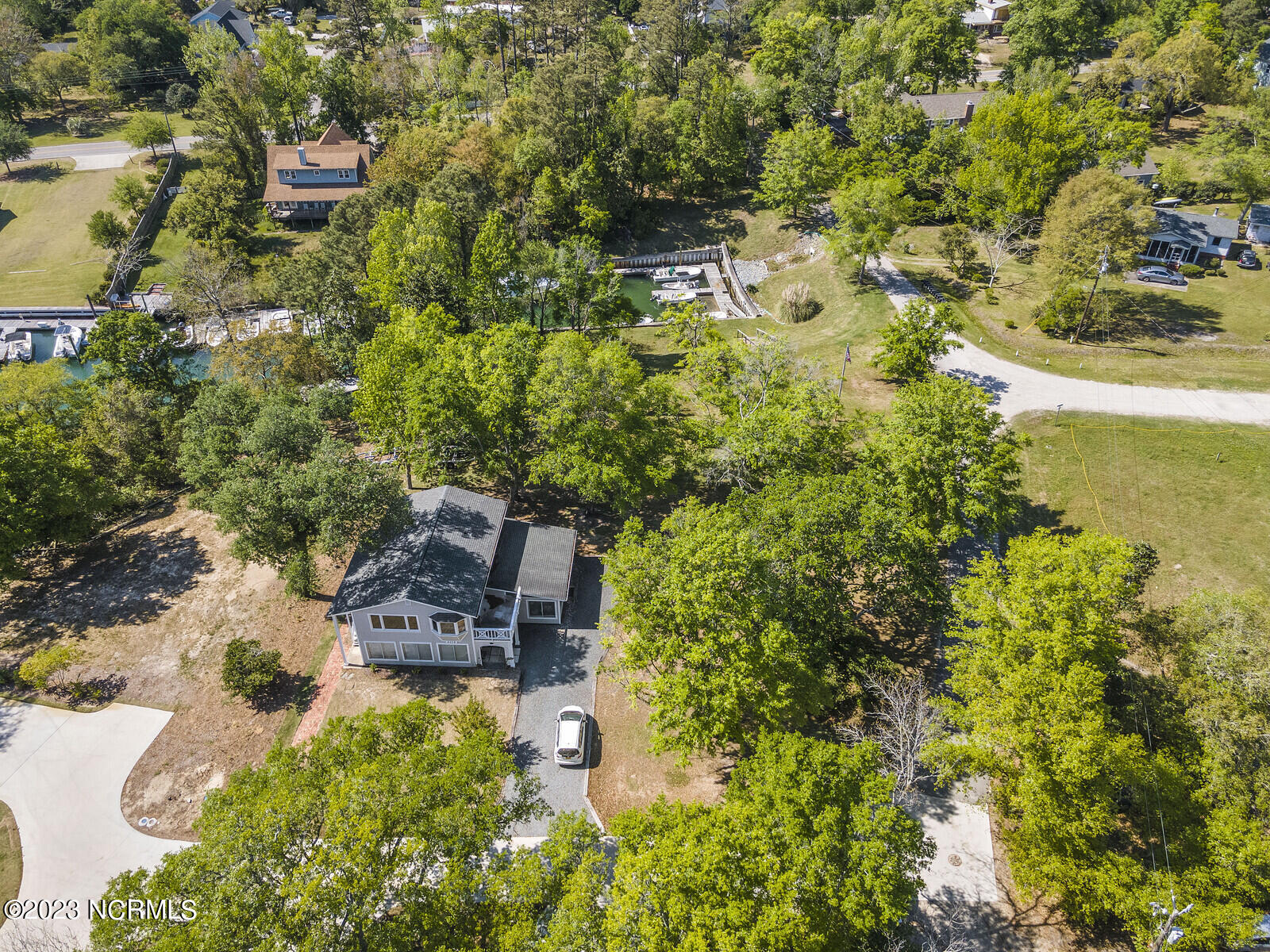 1910 Sneeden Drive Property Photo 6
