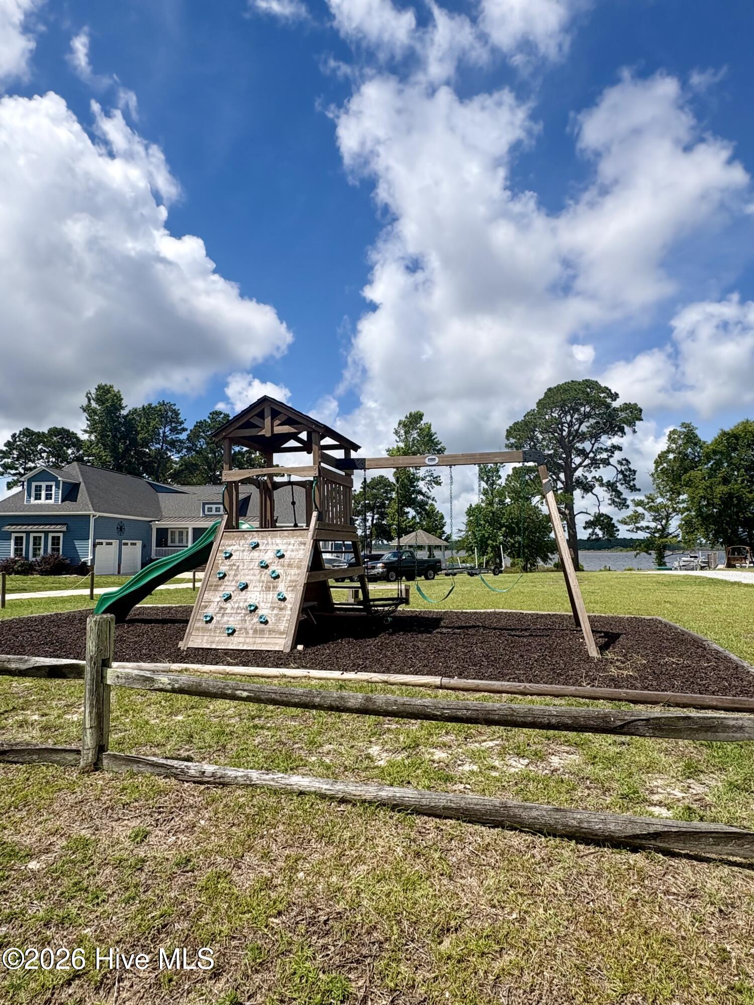 166 Deepwater Drive Property Photo 38