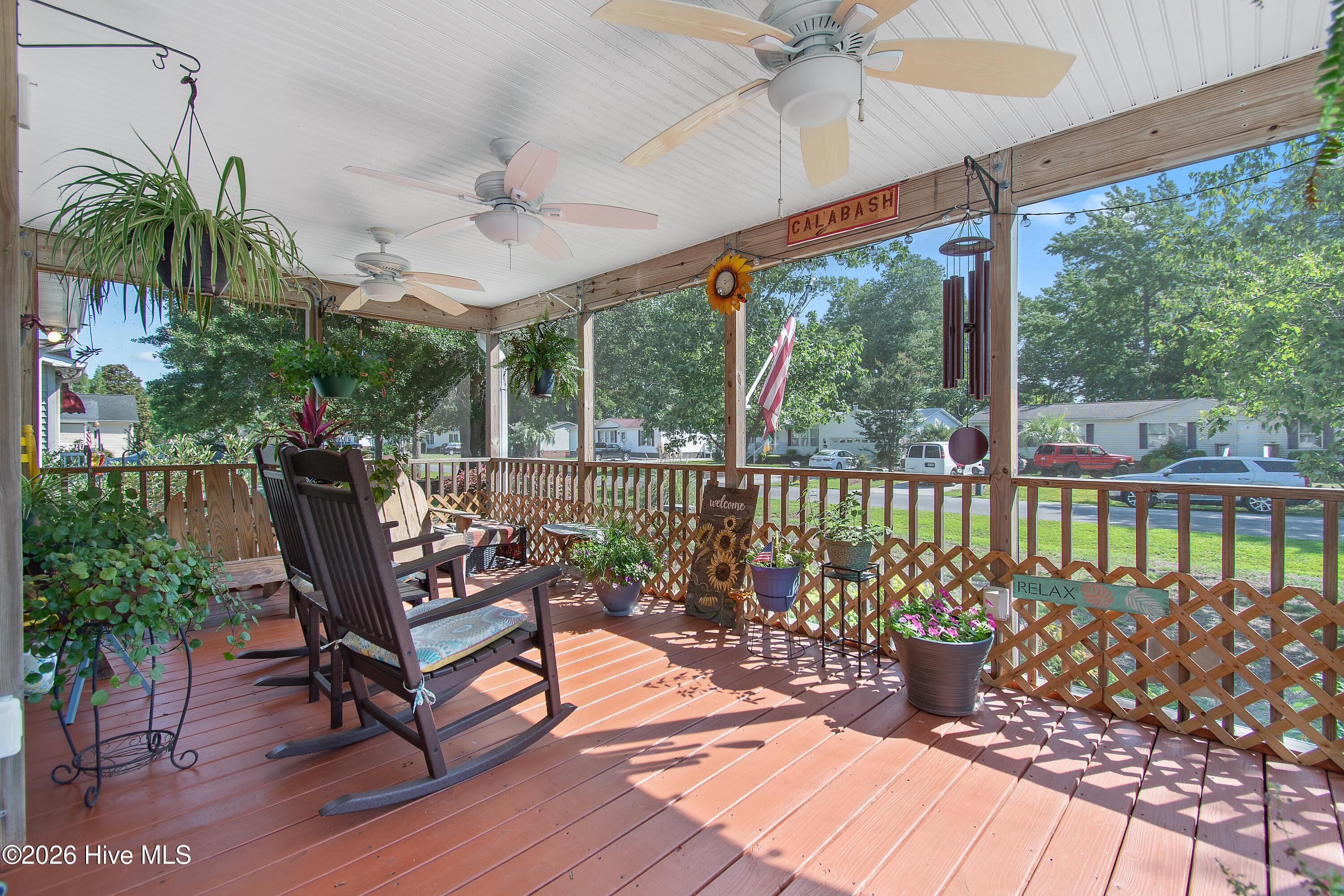 1089 Captains Court Property Photo 5