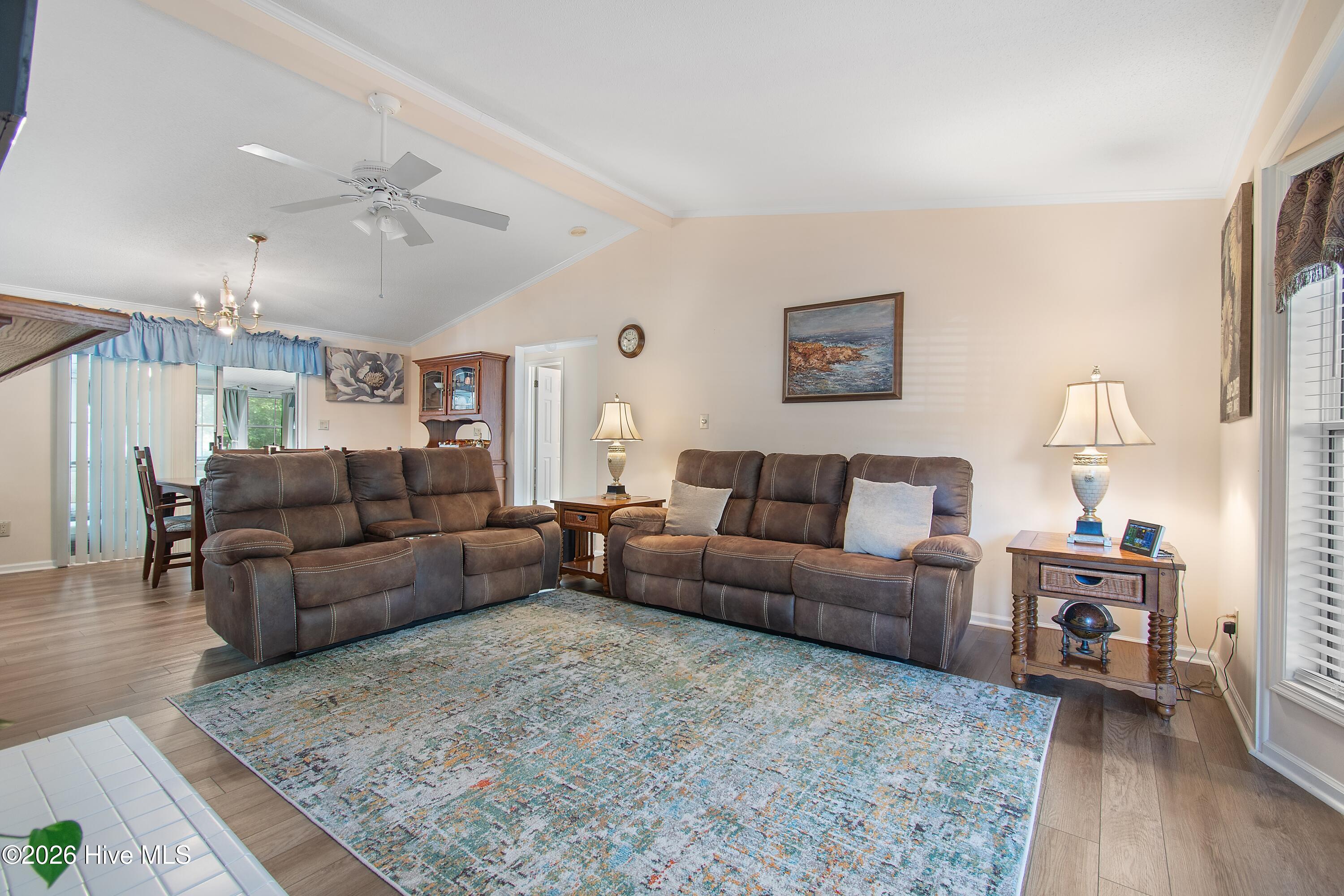 1089 Captains Court Property Photo 8