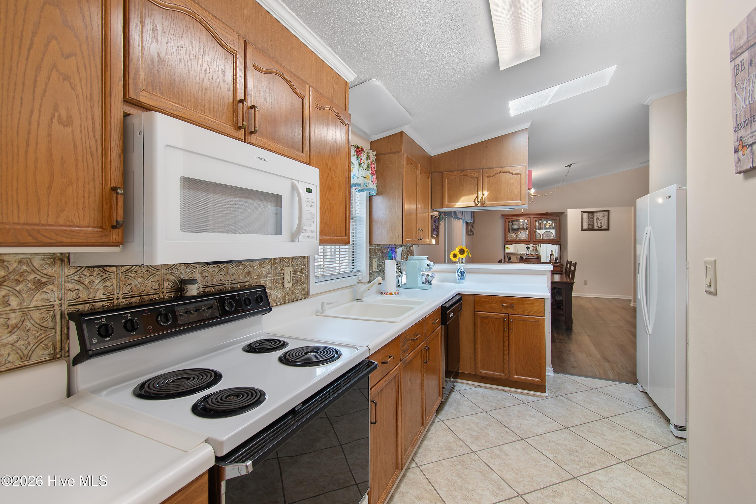1089 Captains Court Property Photo 13