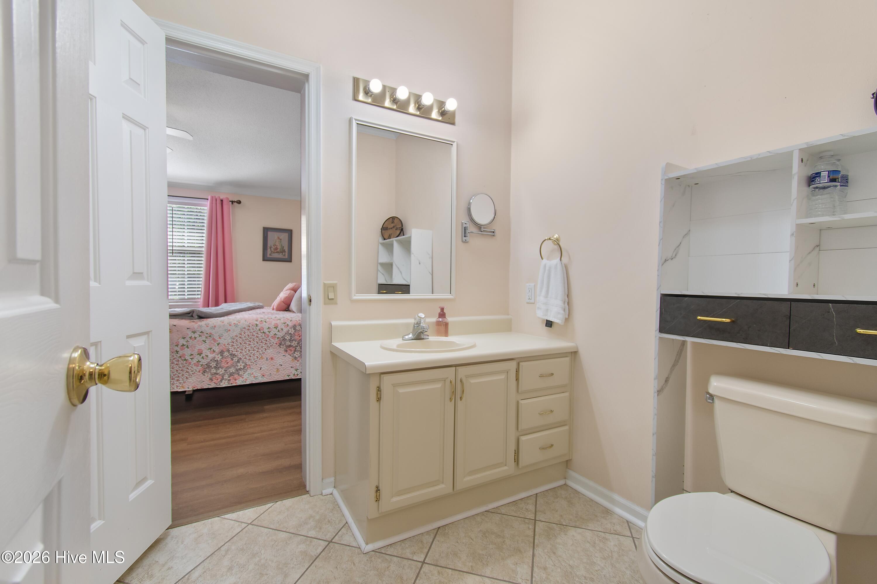 1089 Captains Court Property Photo 19