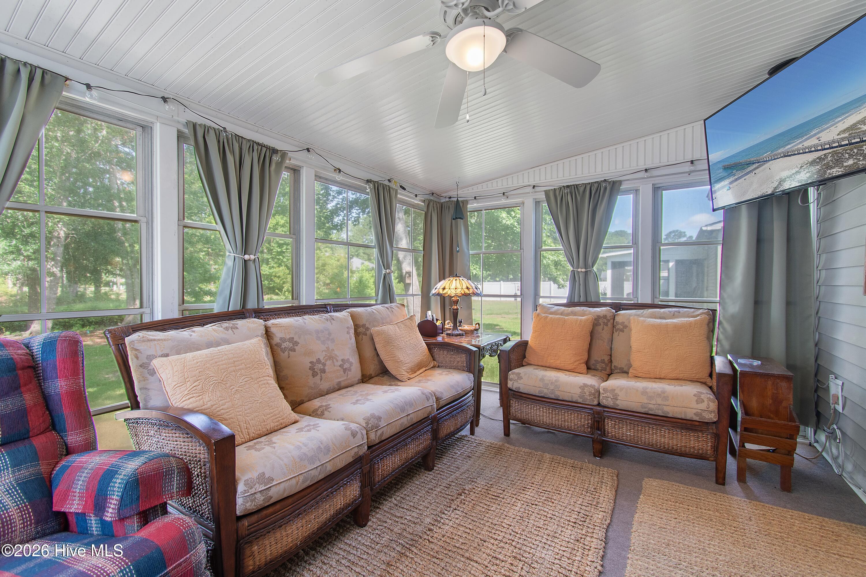 1089 Captains Court Property Photo 21