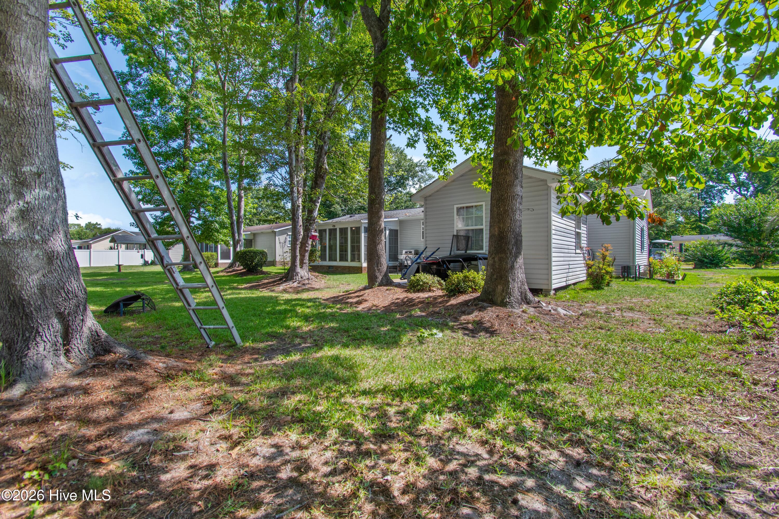 1089 Captains Court Property Photo 32
