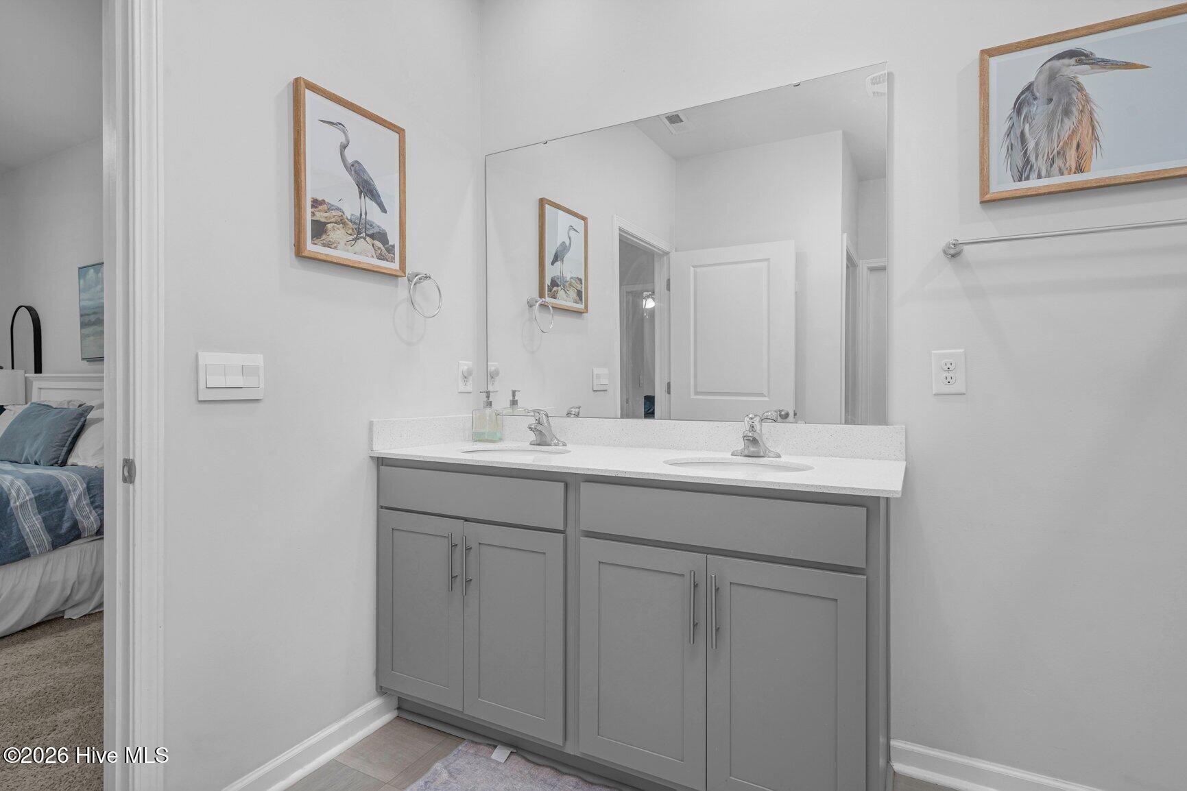 209 Rosemount Property Photo 14