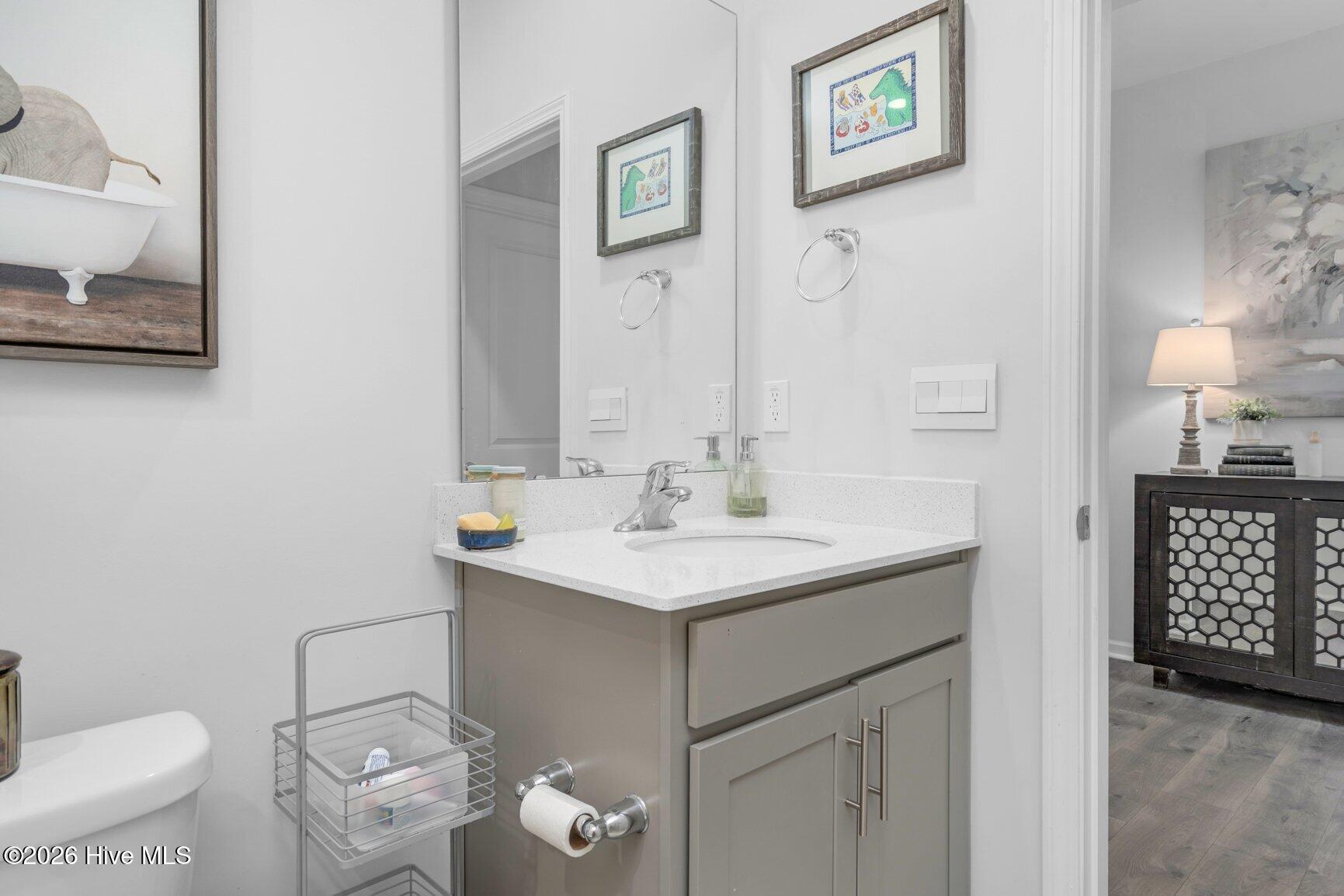 209 Rosemount Property Photo 17