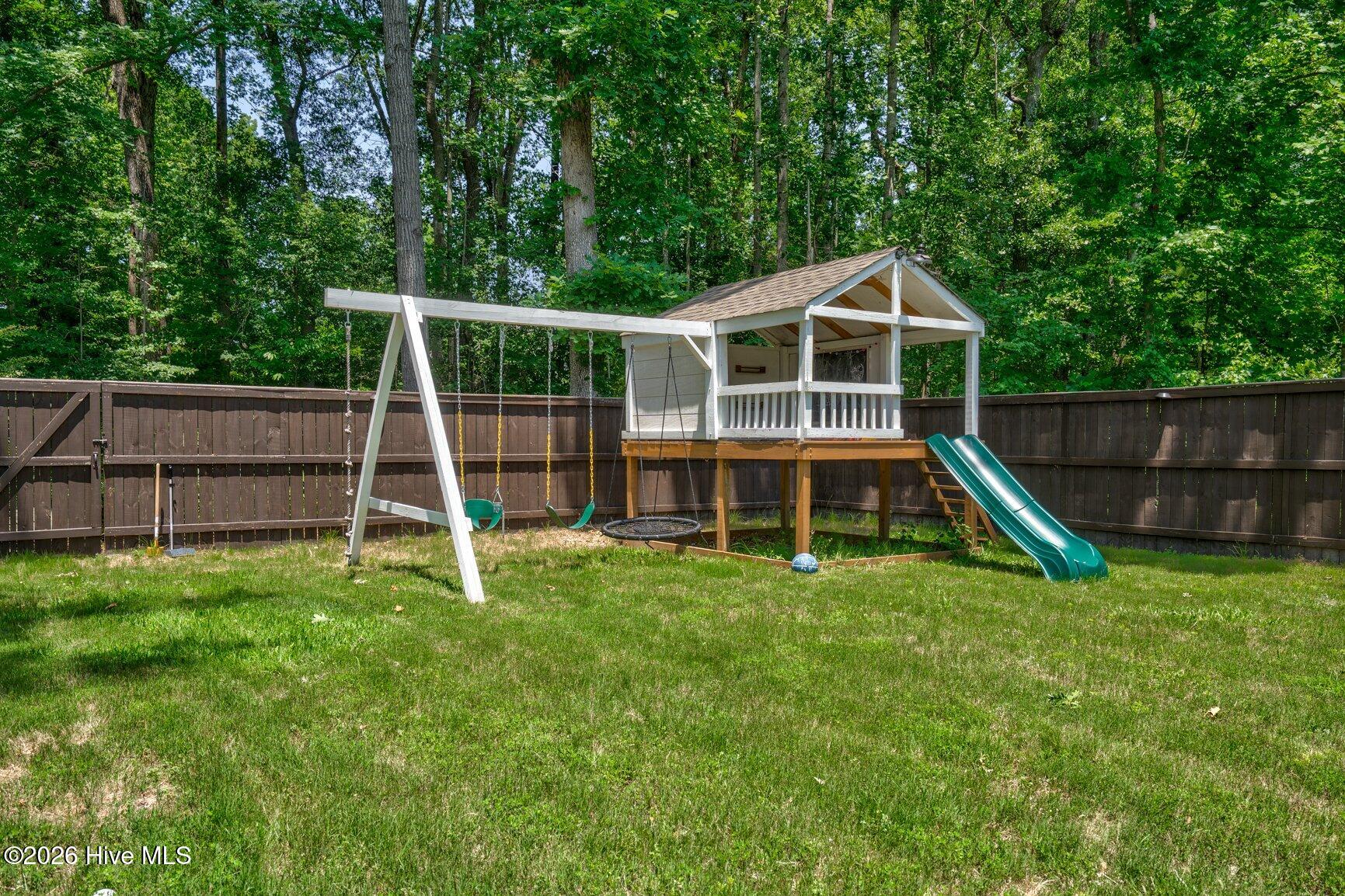 209 Rosemount Property Photo 22