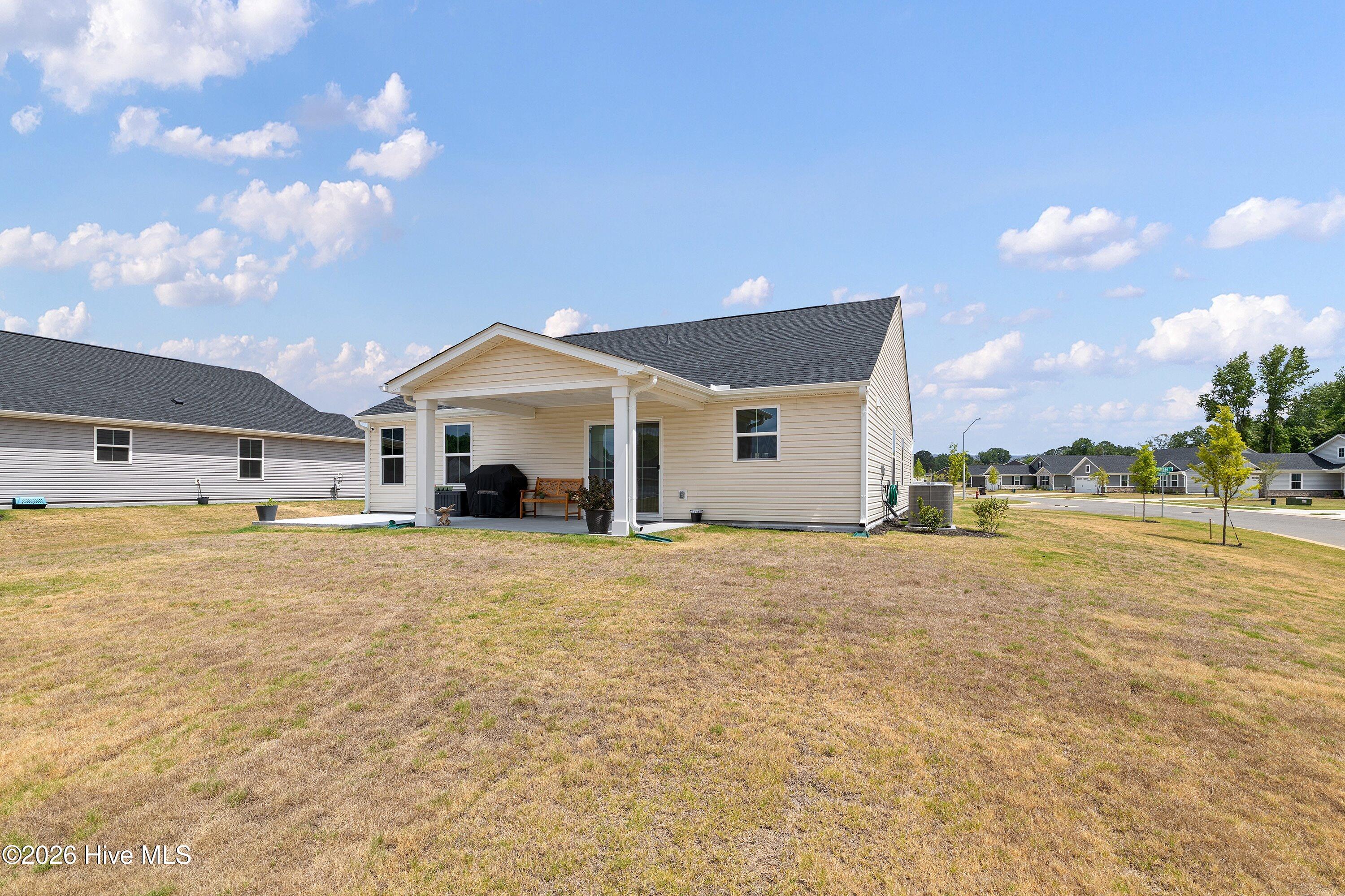 11 Artesa Court Property Photo 31