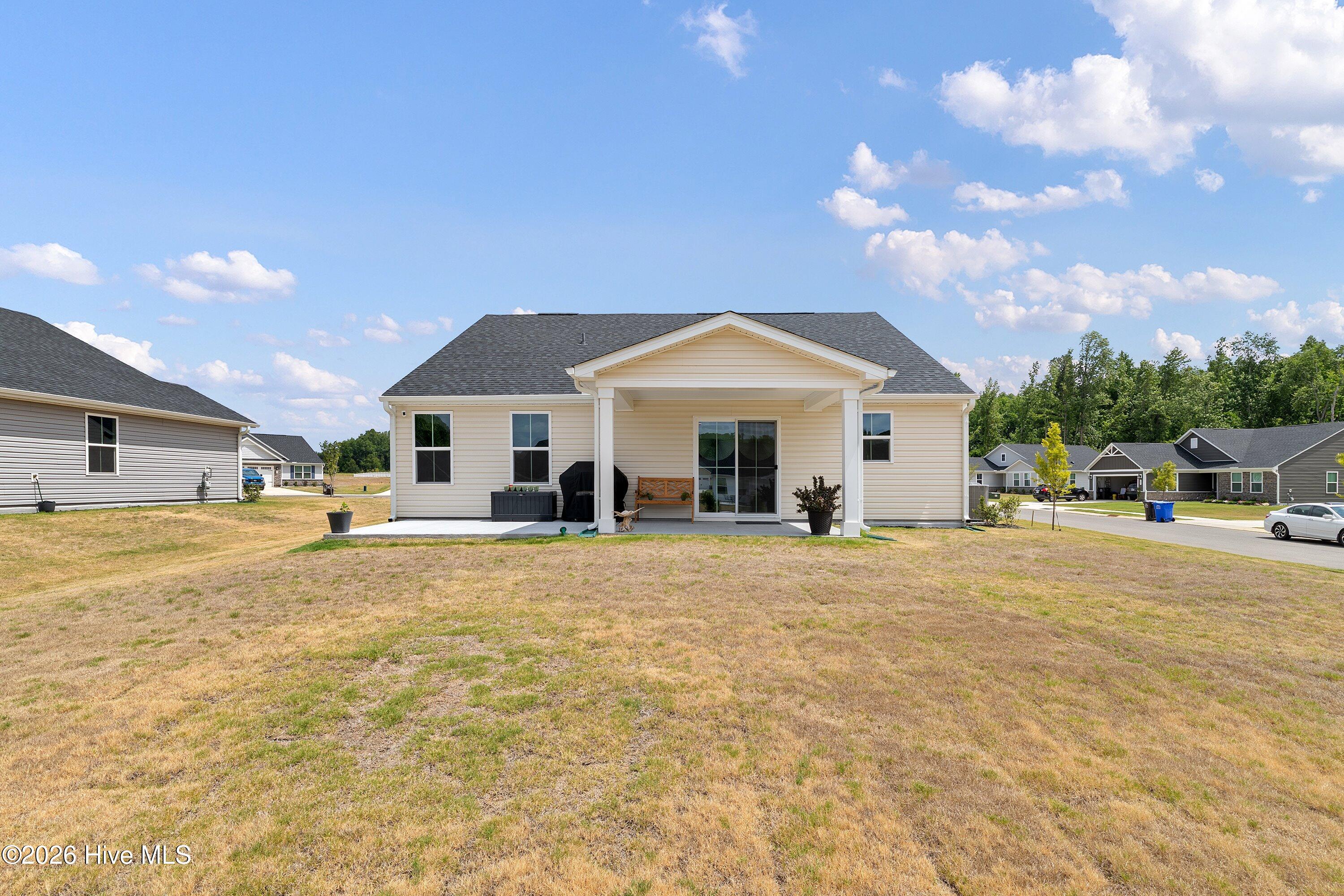 11 Artesa Court Property Photo 32