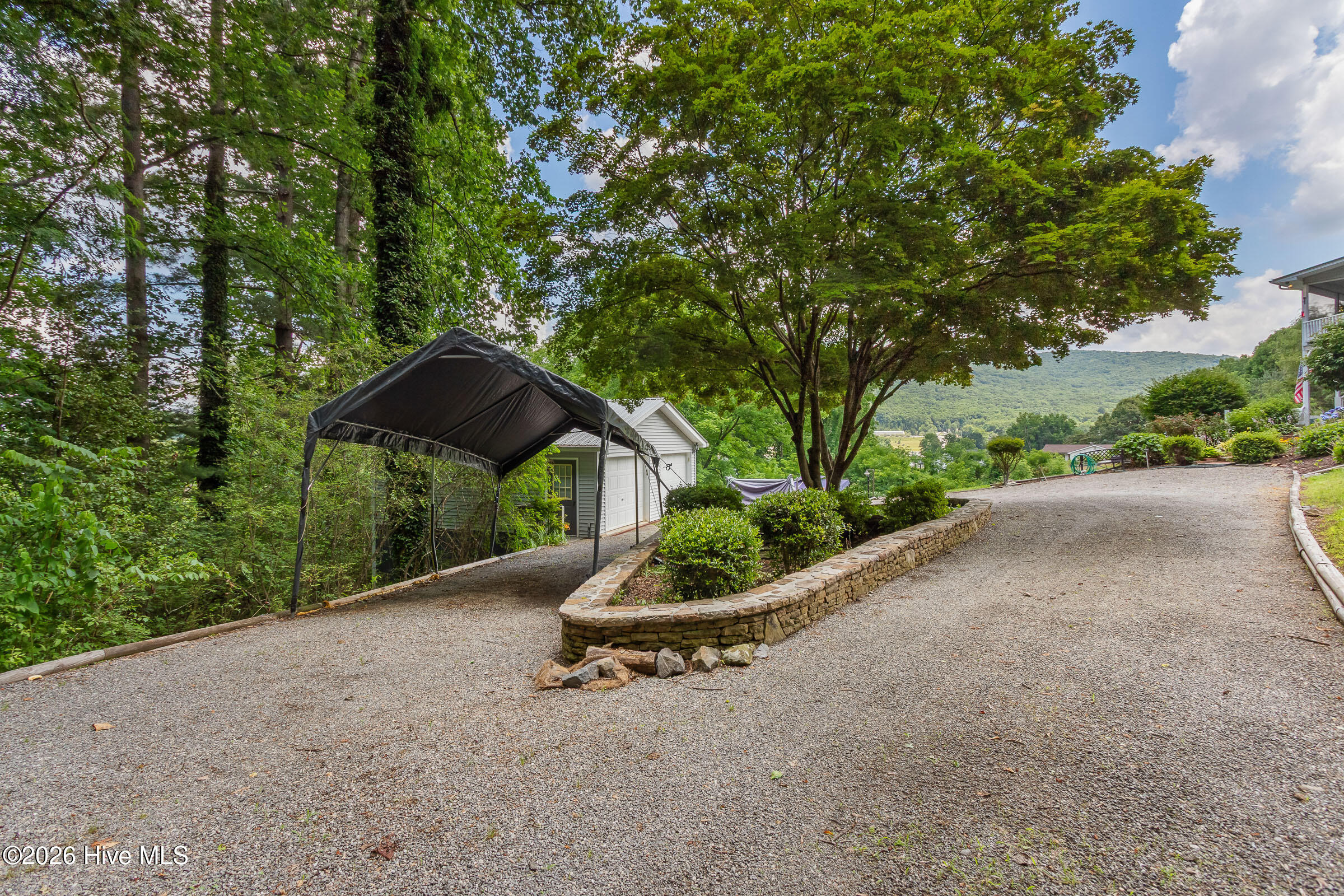1938 Lakeview Summit Drive Property Photo 70