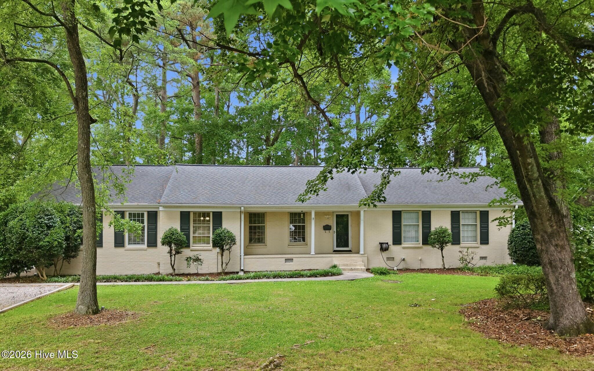 103 Greenwood Drive Property Photo 5