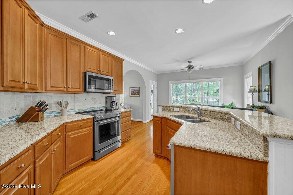 5033 Monck Court Property Photo 7