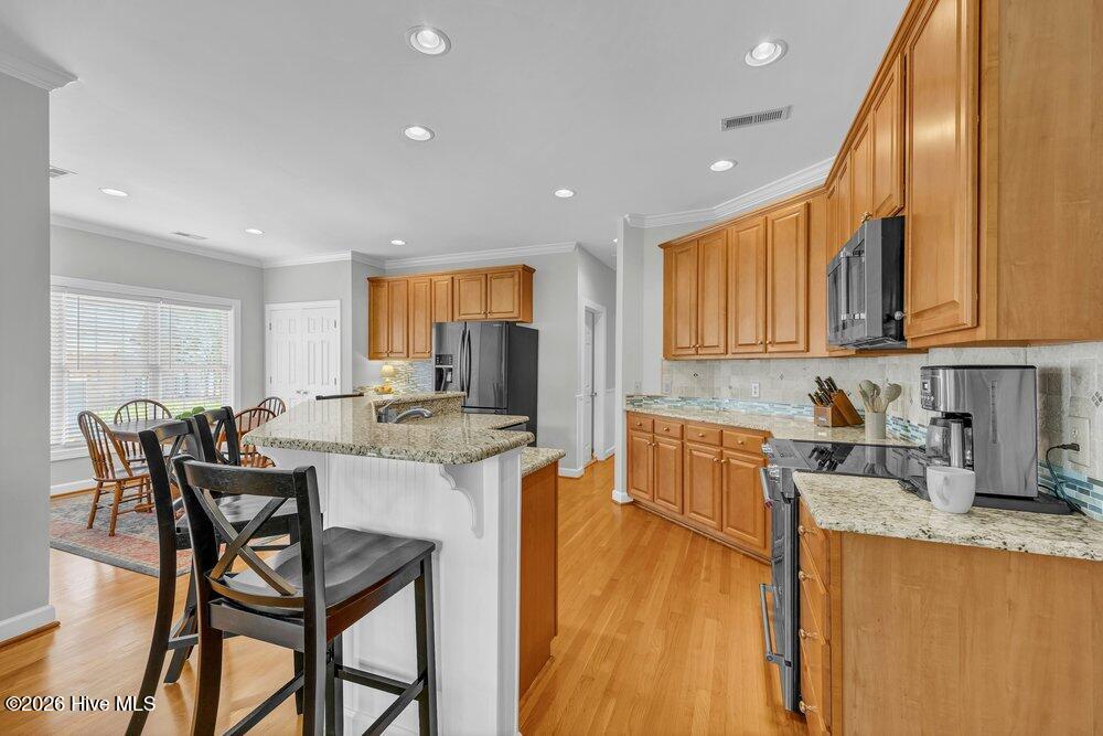 5033 Monck Court Property Photo 8