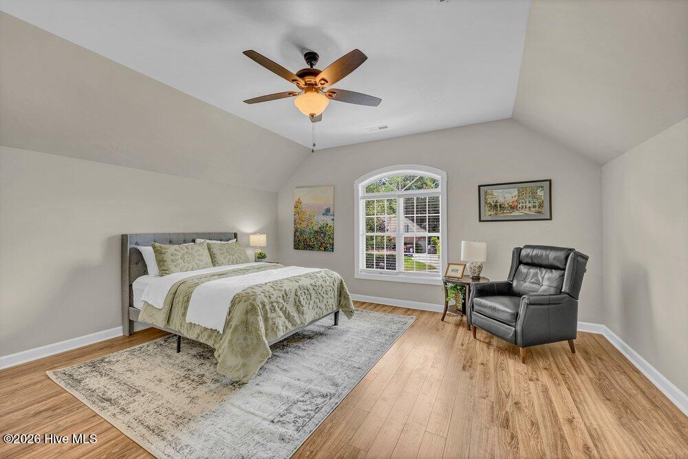 5033 Monck Court Property Photo 17