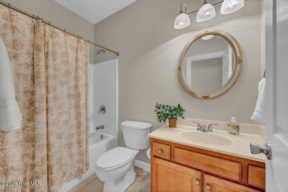 5033 Monck Court Property Photo 20