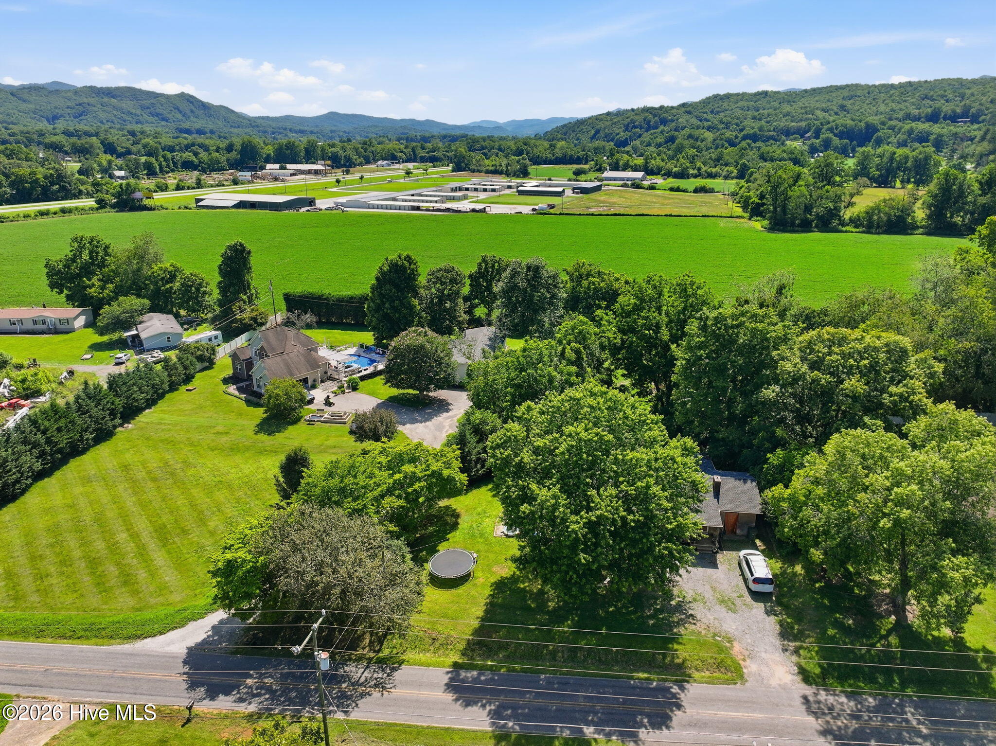 613 Robbinsville Road Property Photo 4