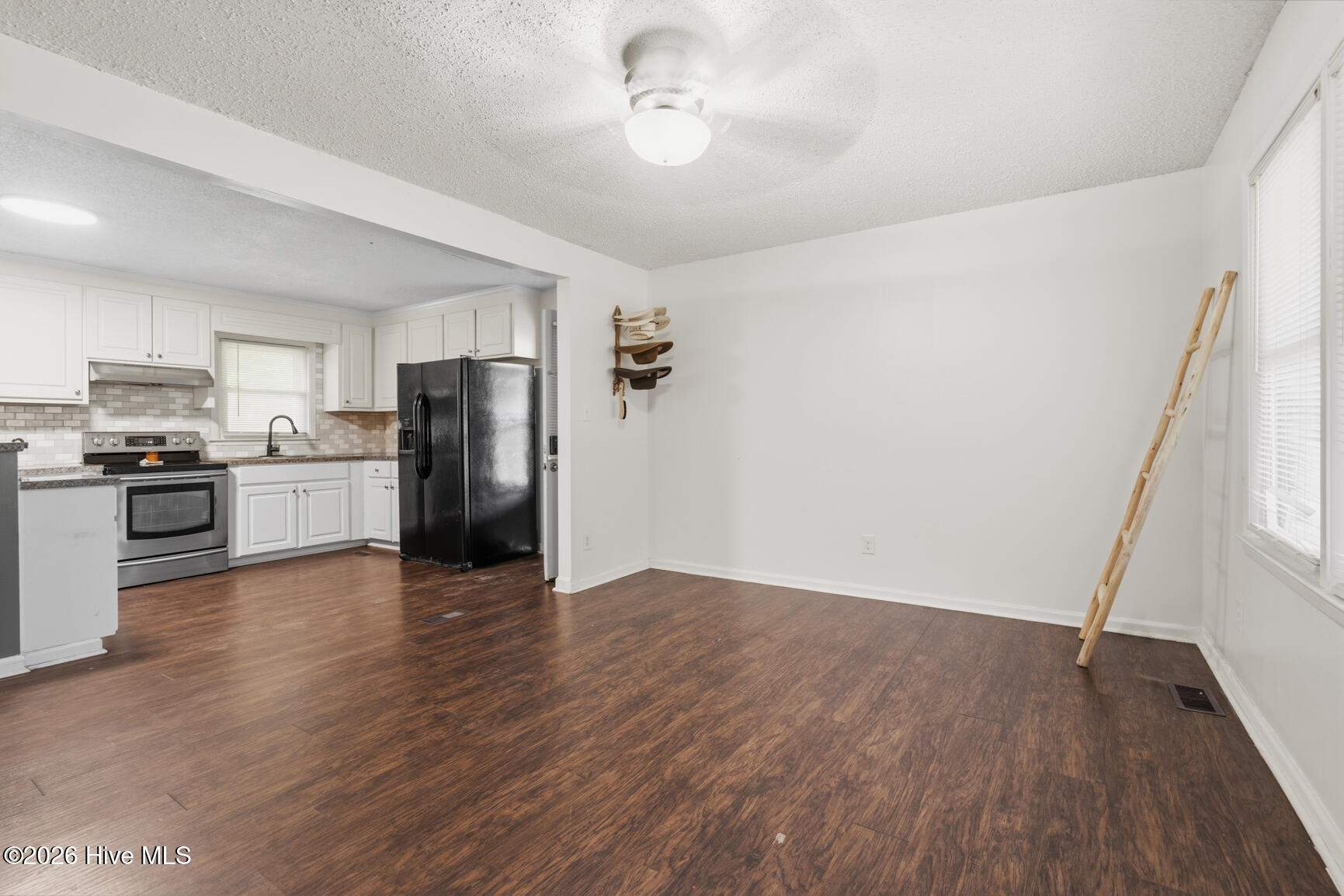 4443 Upchurch Road Property Photo 7