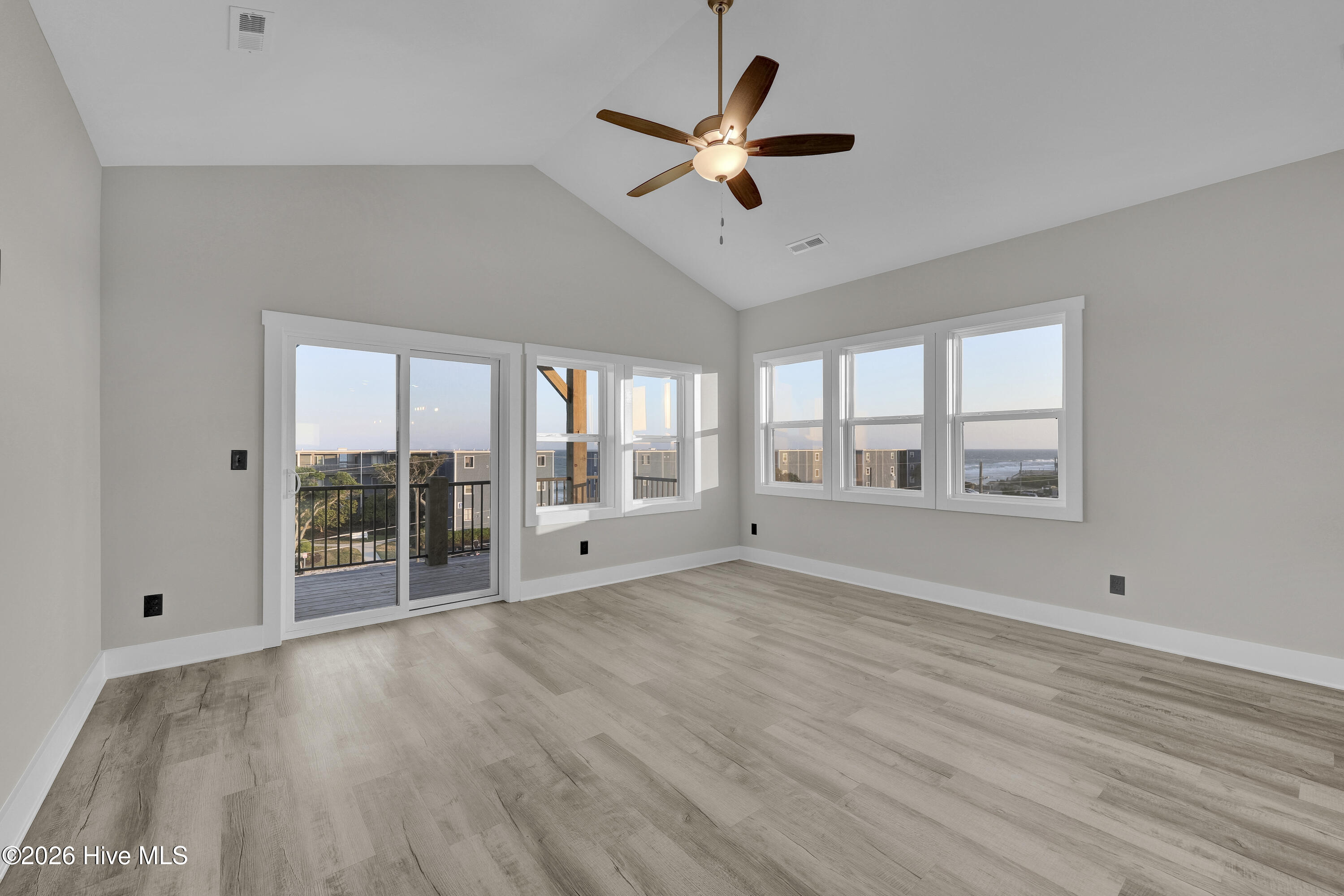 2209 New River Inlet Road 18a Property Photo 7