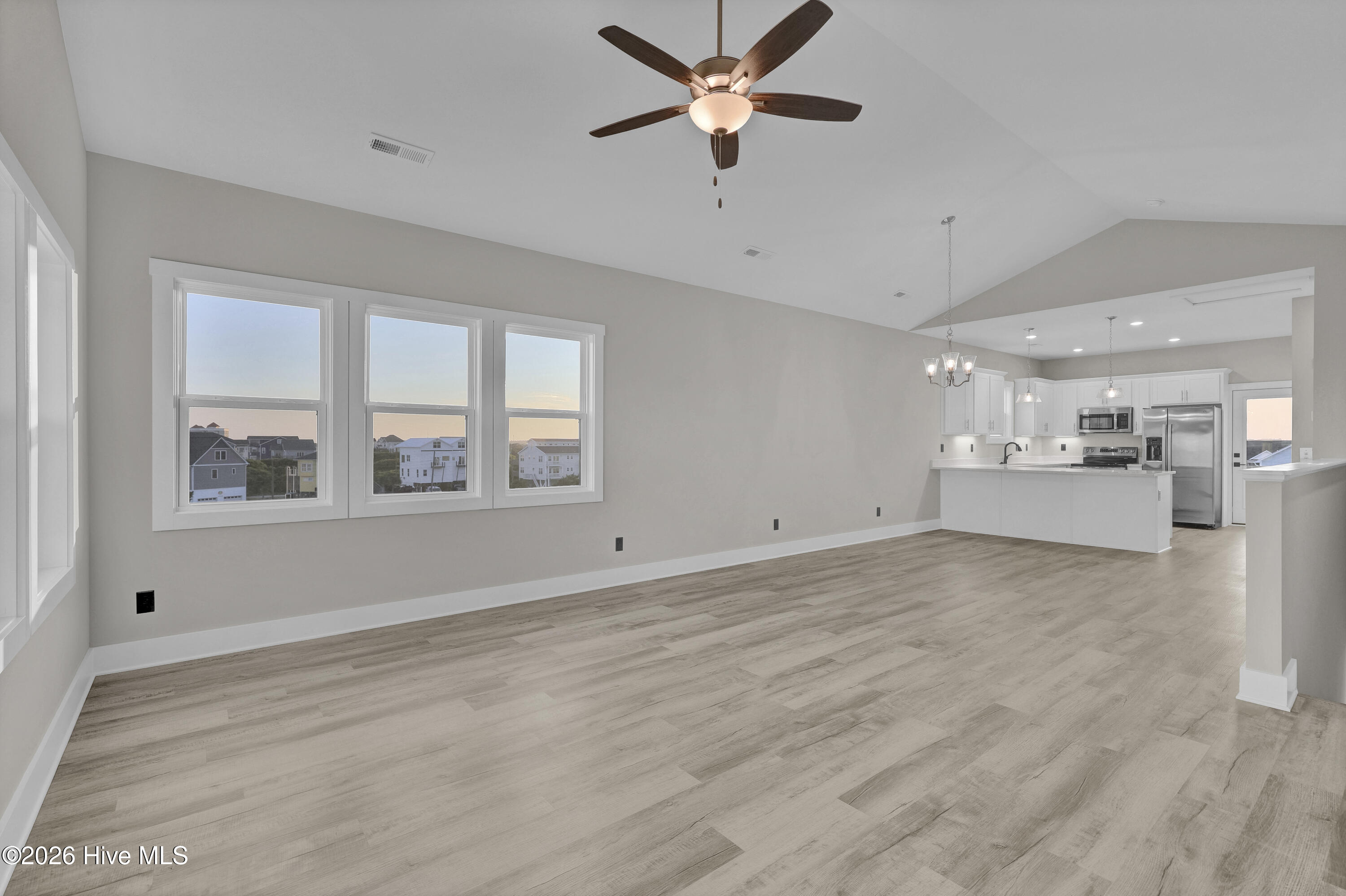 2209 New River Inlet Road 18a Property Photo 10