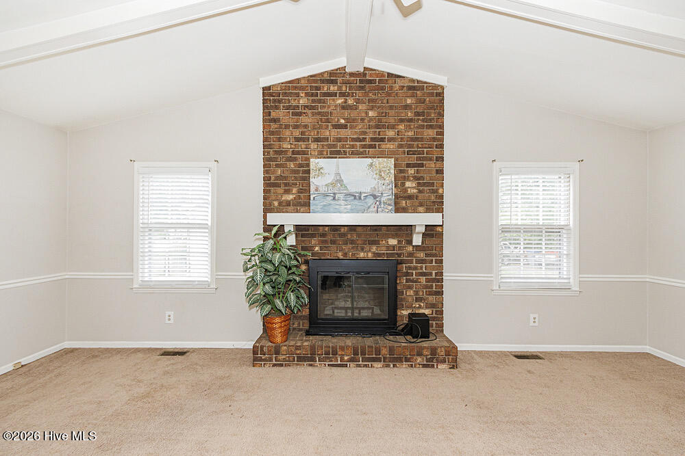 1101 Strawbush Road Property Photo 6
