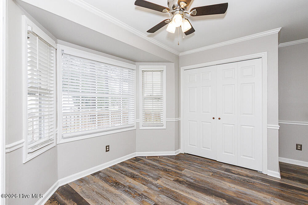 1101 Strawbush Road Property Photo 16