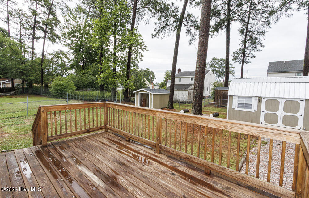 1101 Strawbush Road Property Photo 25