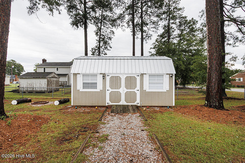 1101 Strawbush Road Property Photo 27