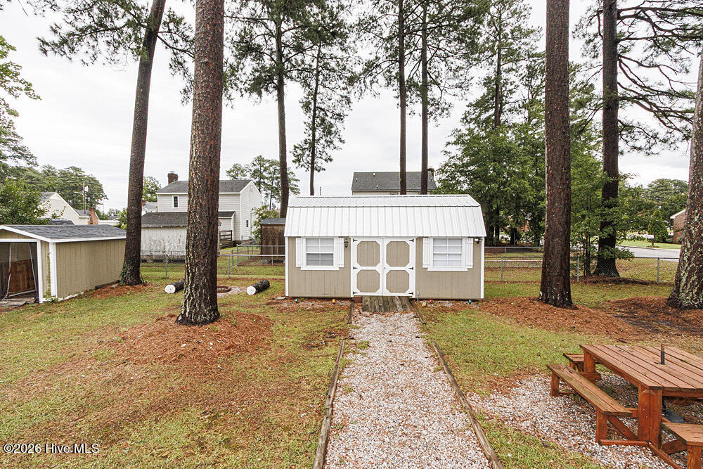 1101 Strawbush Road Property Photo 28