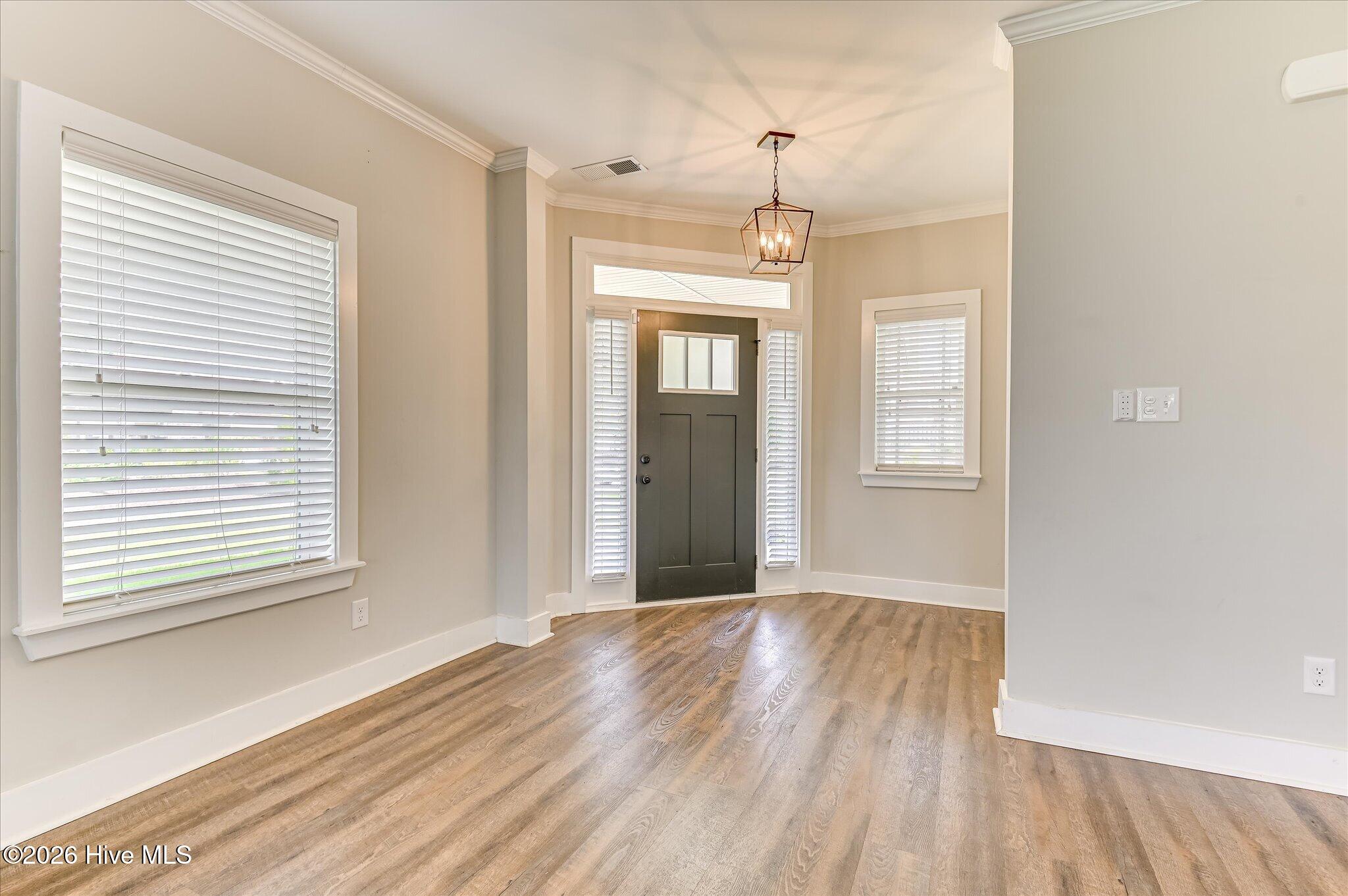 4872 Tanner Oaks Drive Property Photo 7