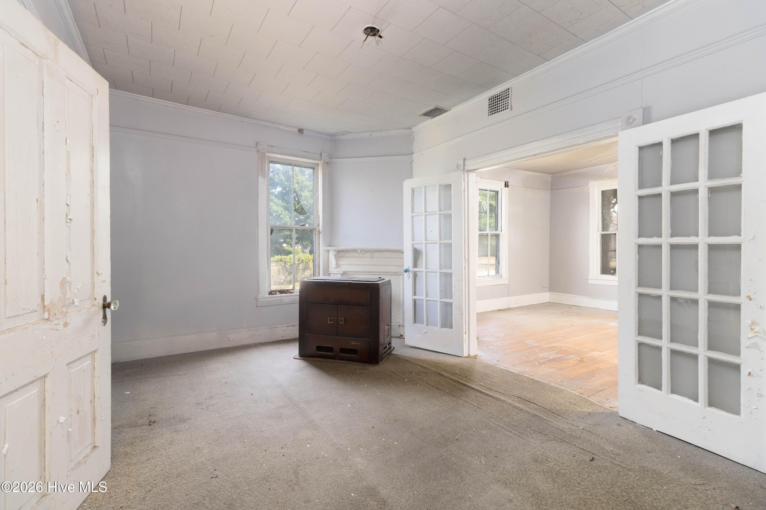 217 E Gale Street Property Photo 10