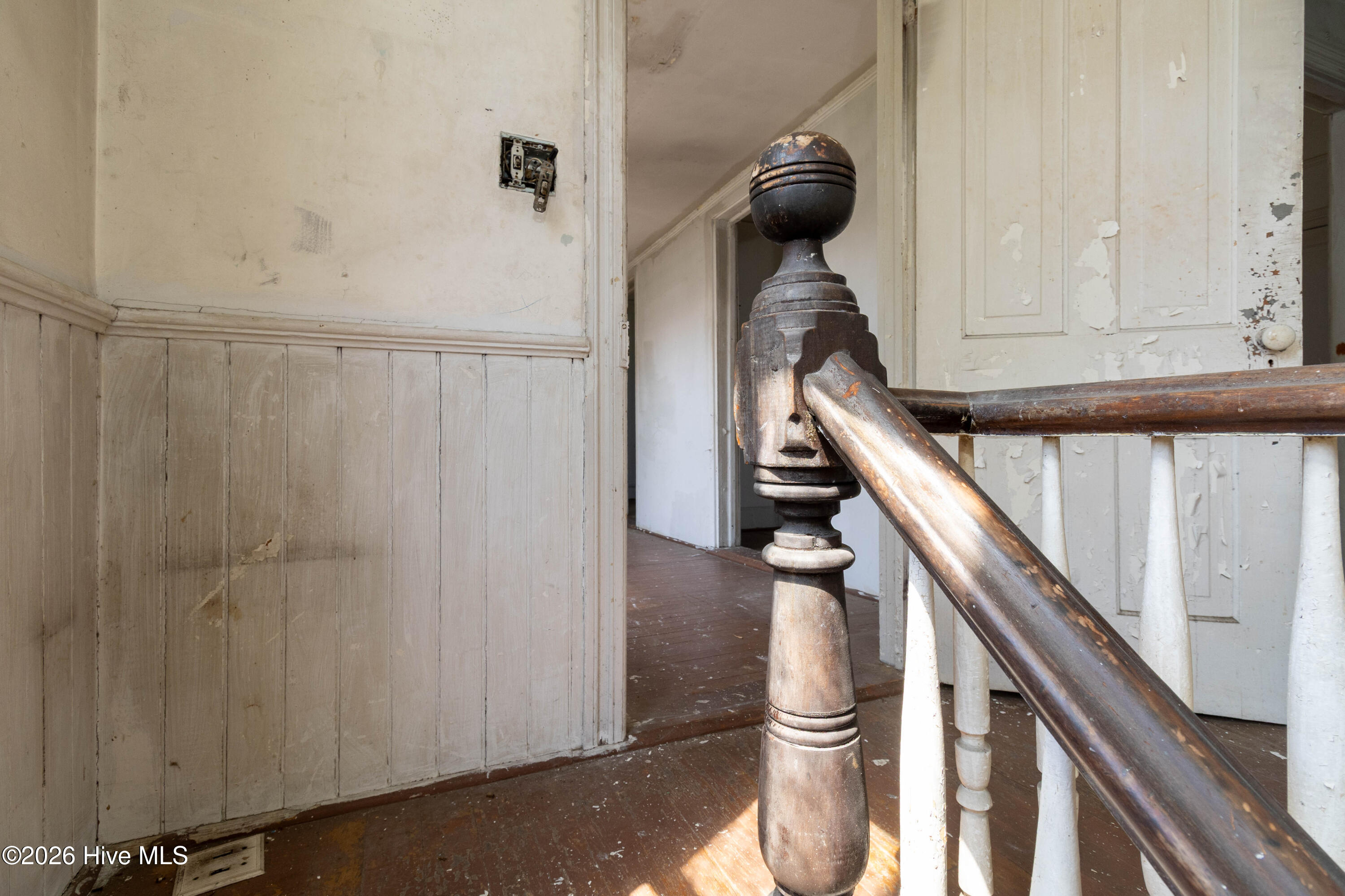 217 E Gale Street Property Photo 15